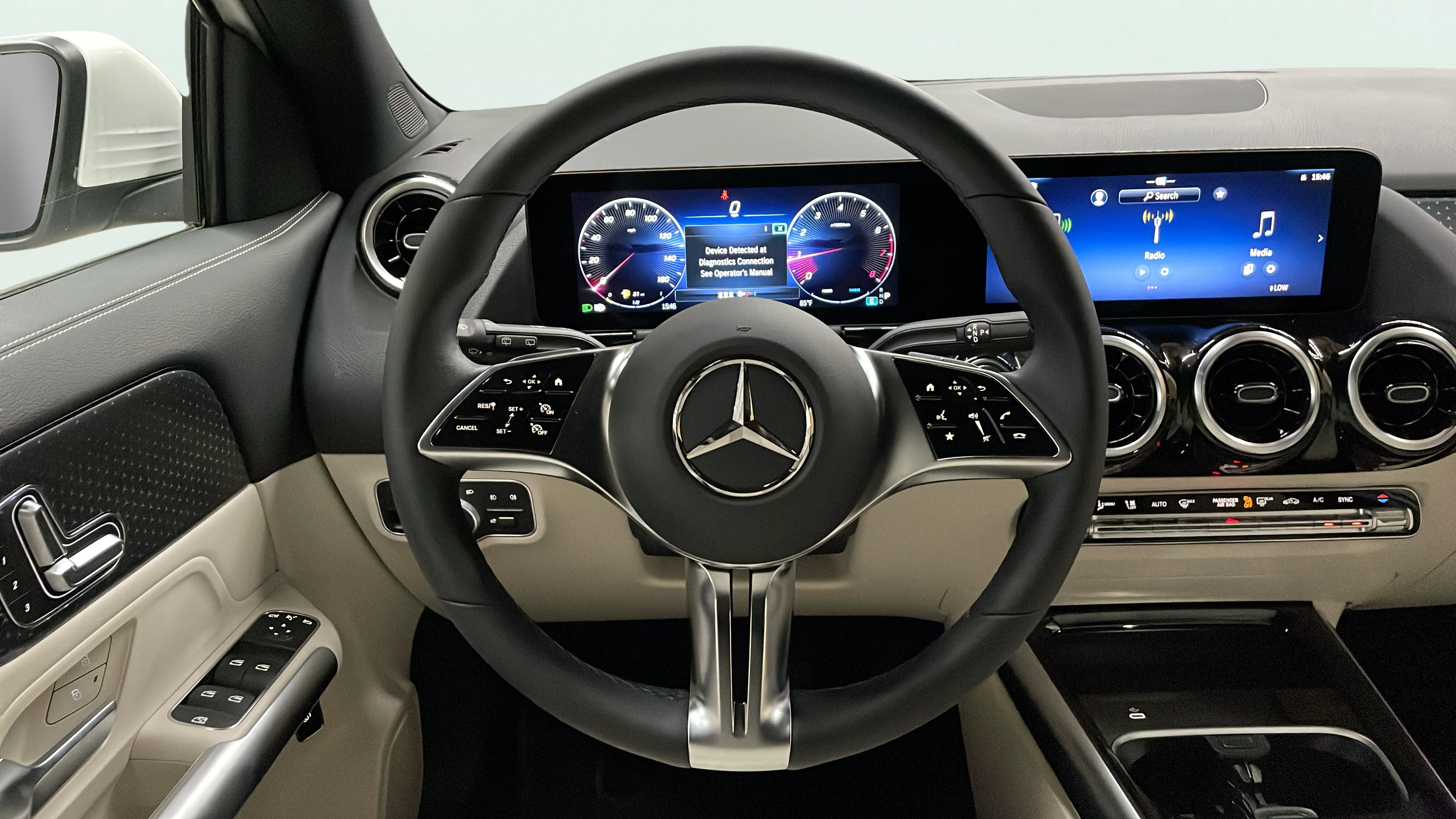 Vehicle interior 360 preview