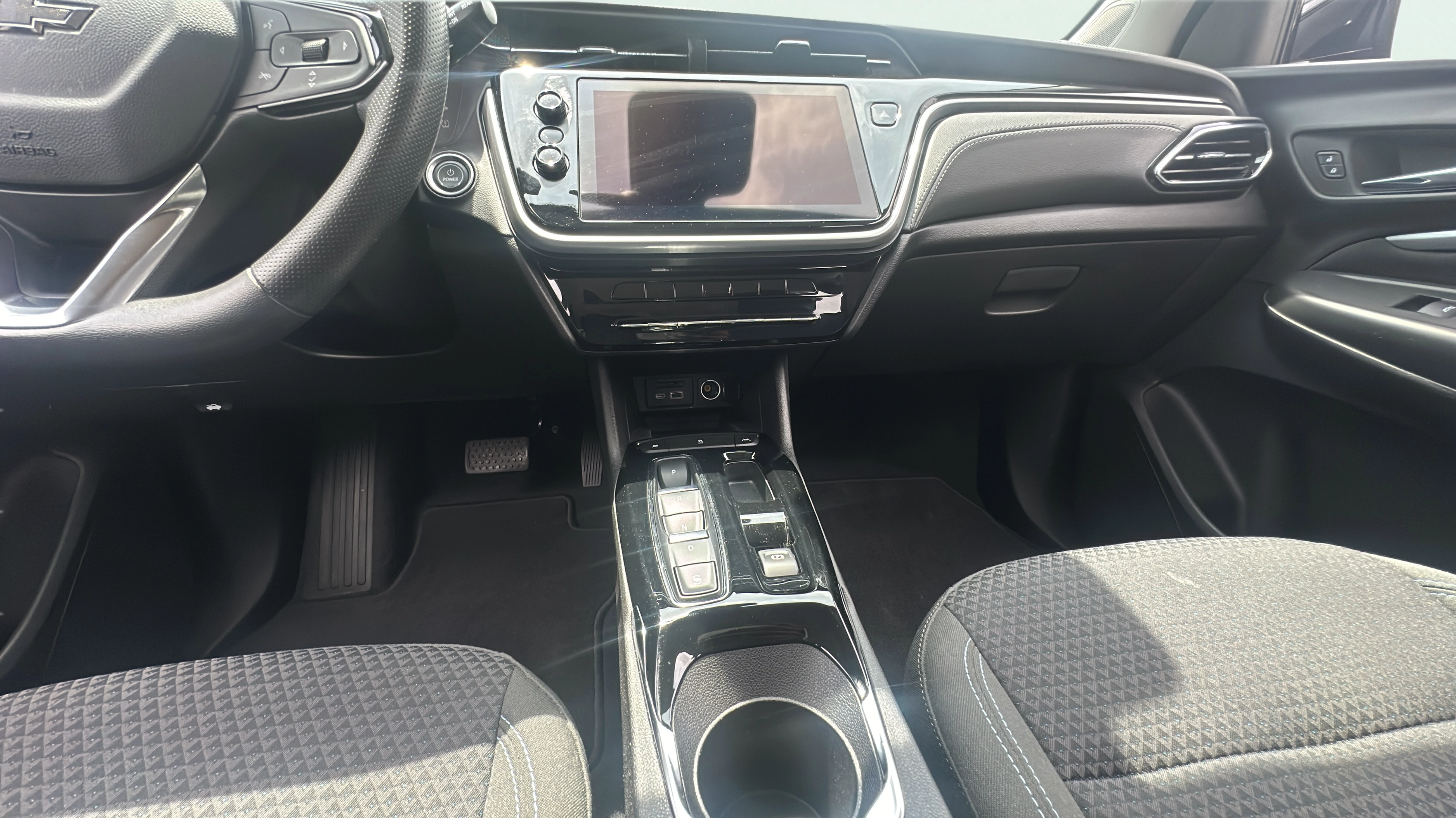 Vehicle interior 360 preview