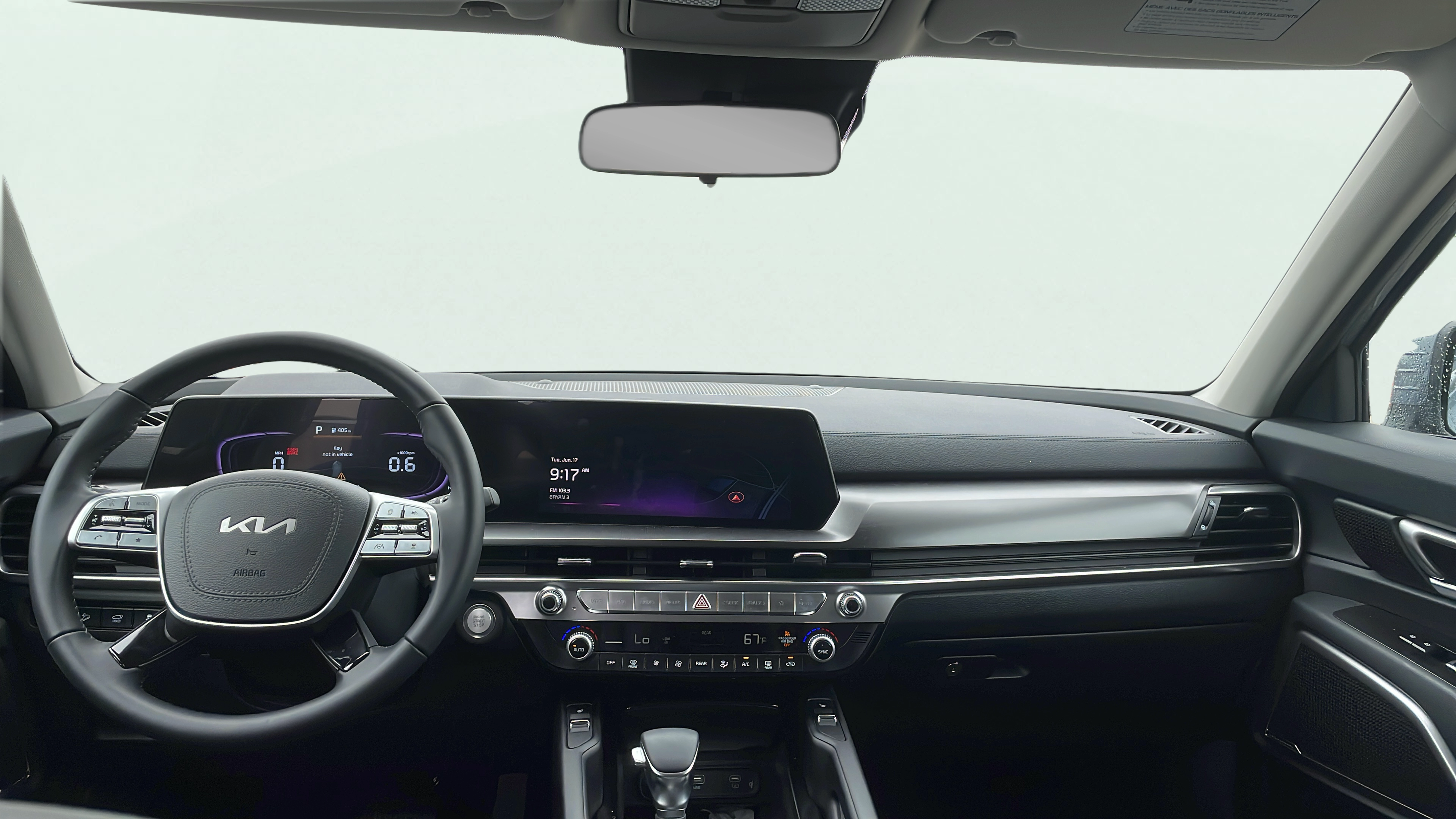 Vehicle interior 360 preview