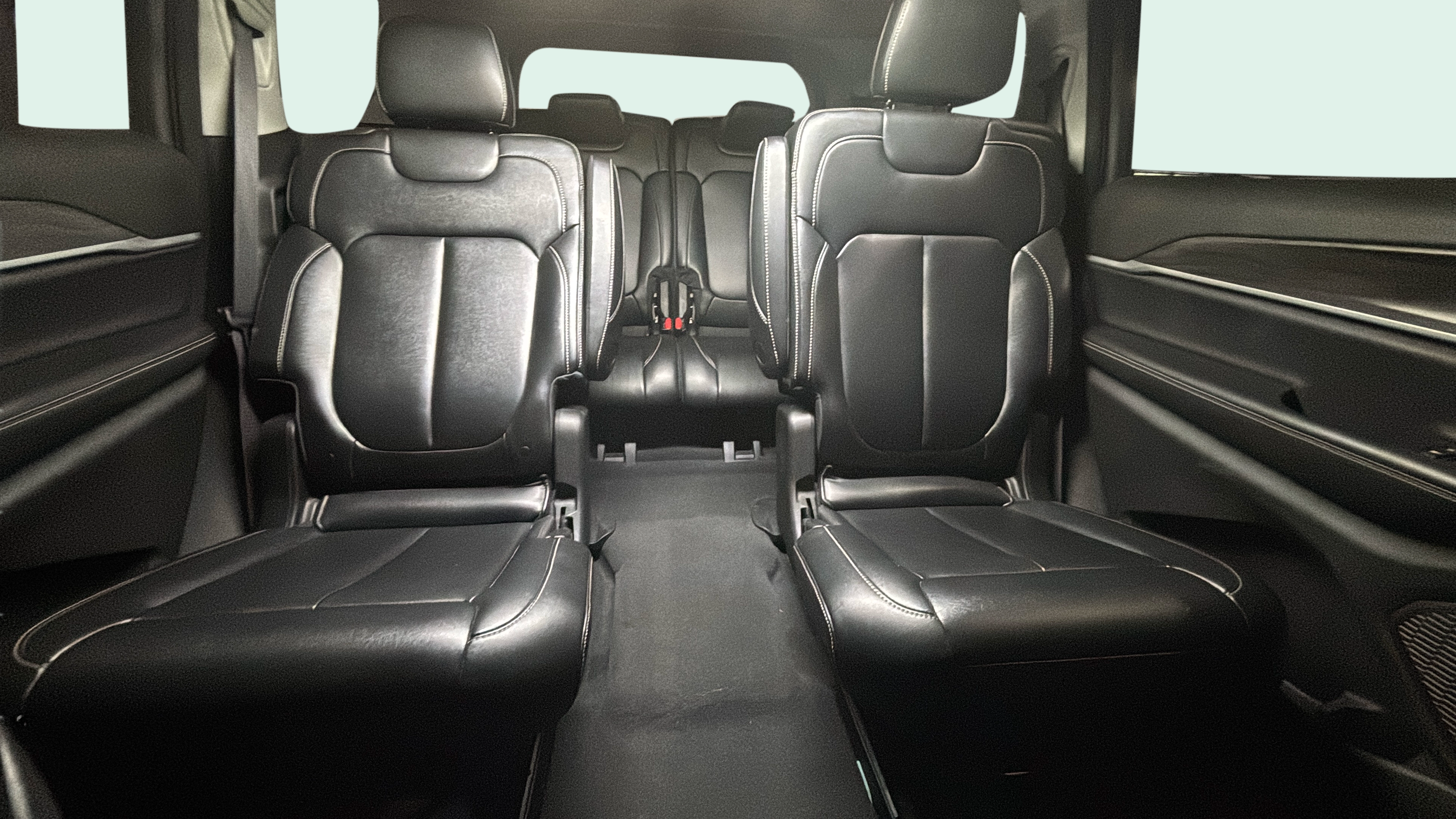 Vehicle interior 2