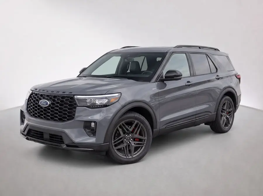 2025 Ford Explorer — image 1 of 9