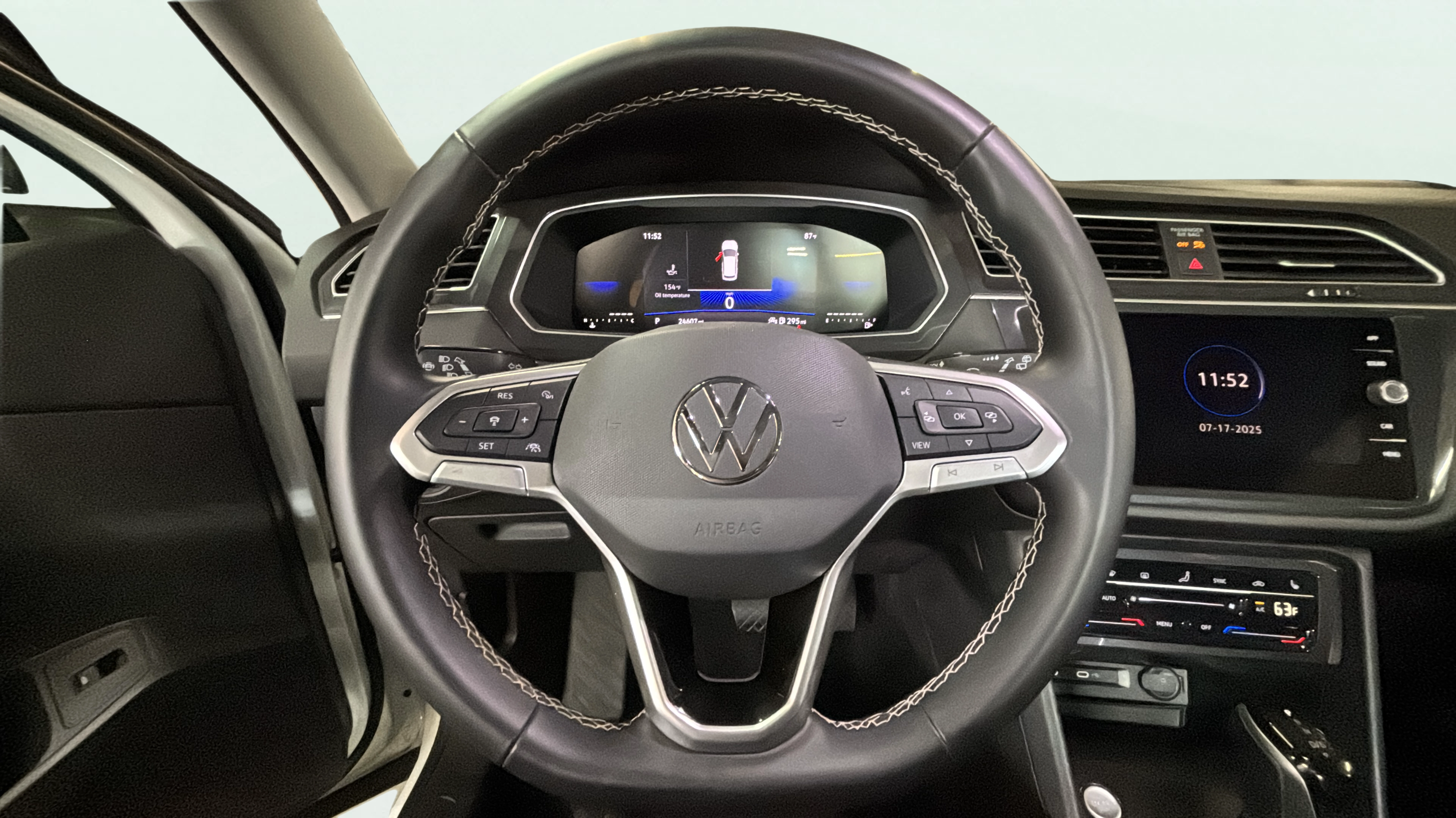 Vehicle interior 1