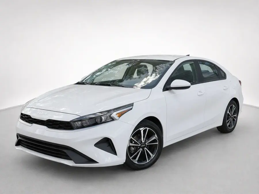2024 Kia Forte — image 1 of 9