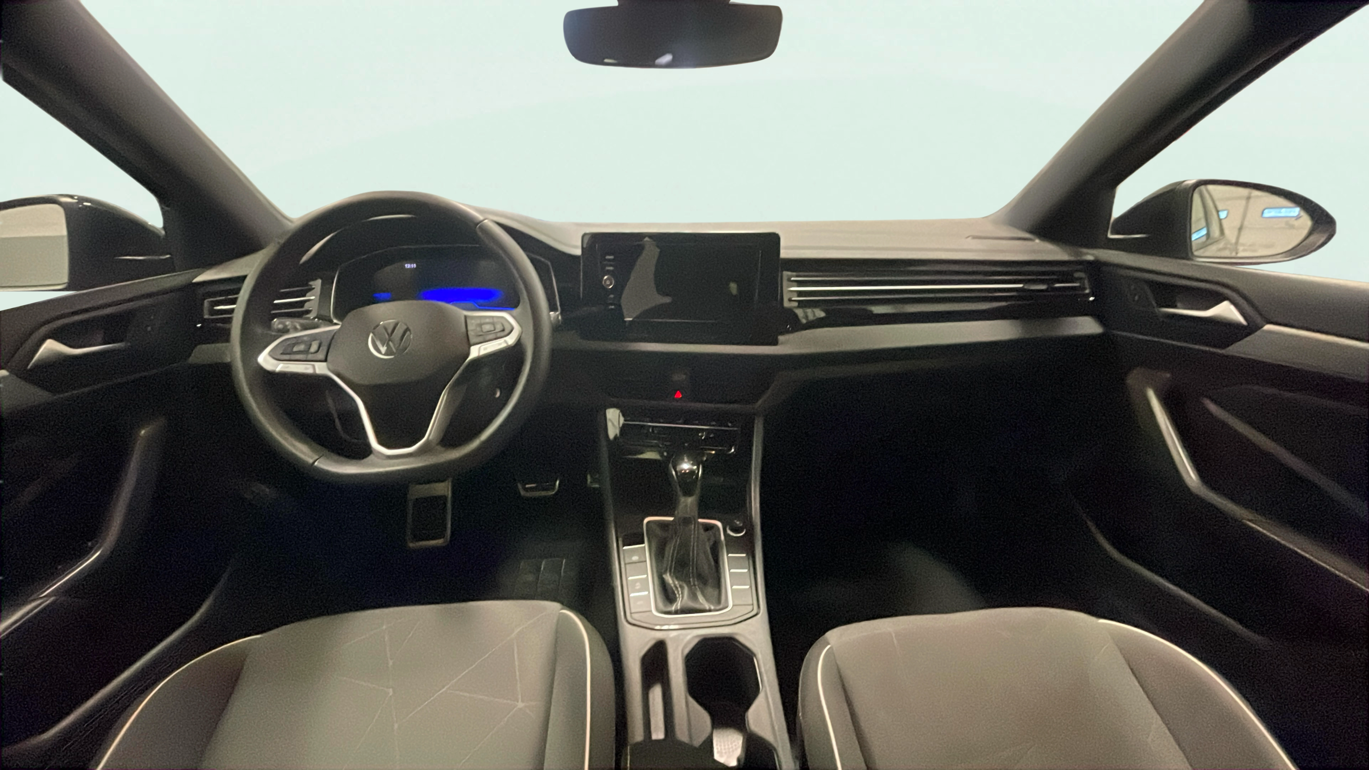 Vehicle interior 360 preview