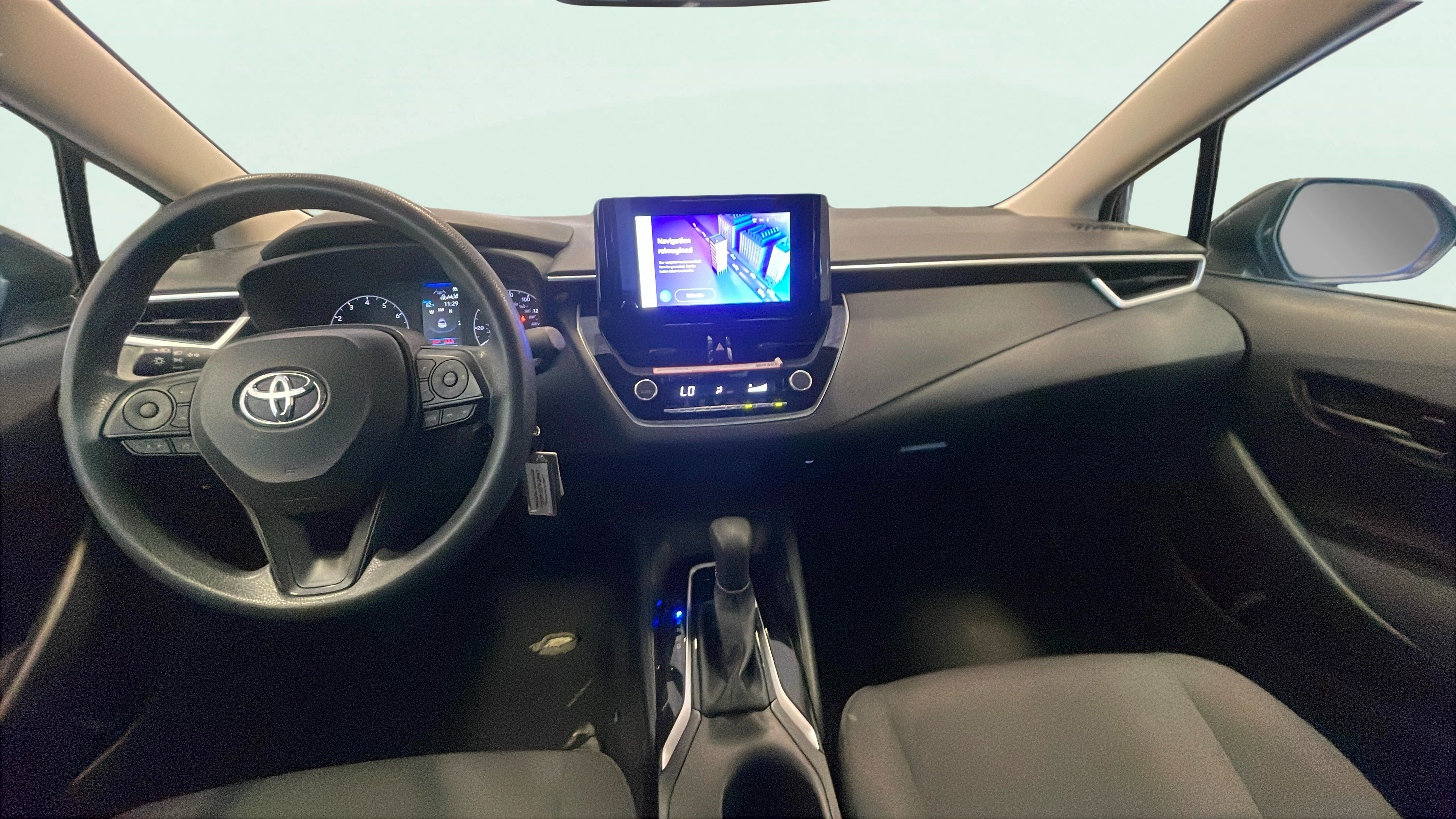 Vehicle interior 360 preview
