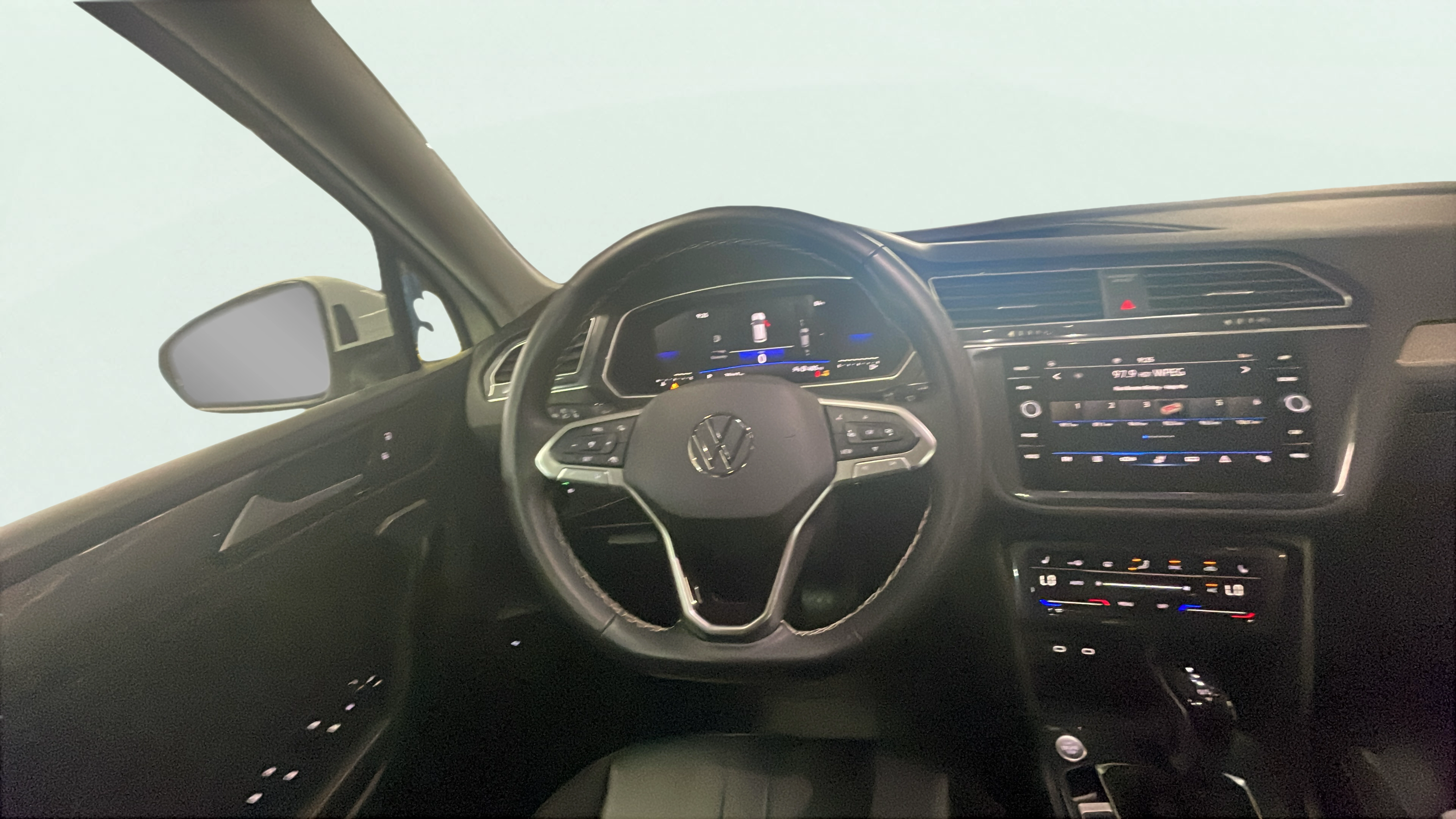 Vehicle interior 1