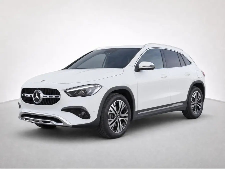 2025 Mercedes-Benz GLA — image 1 of 8