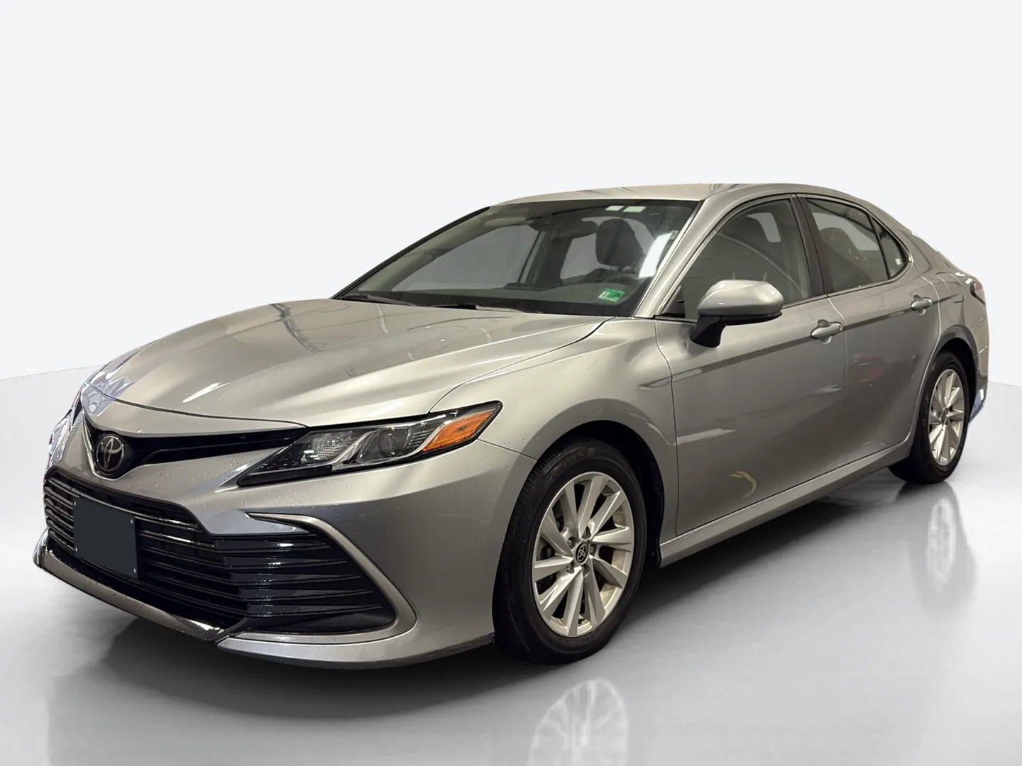 2024 Toyota Camry — image 1 of 5