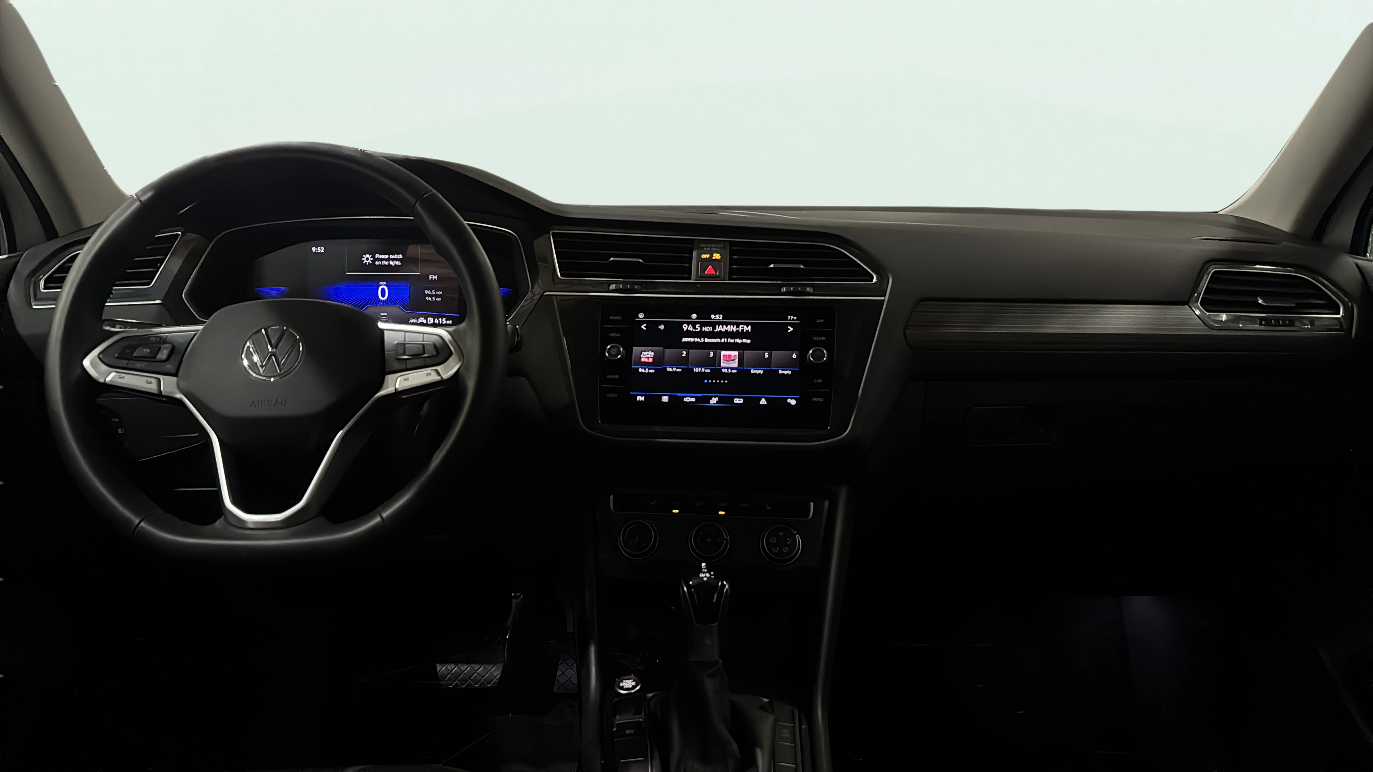 Vehicle interior 360 preview