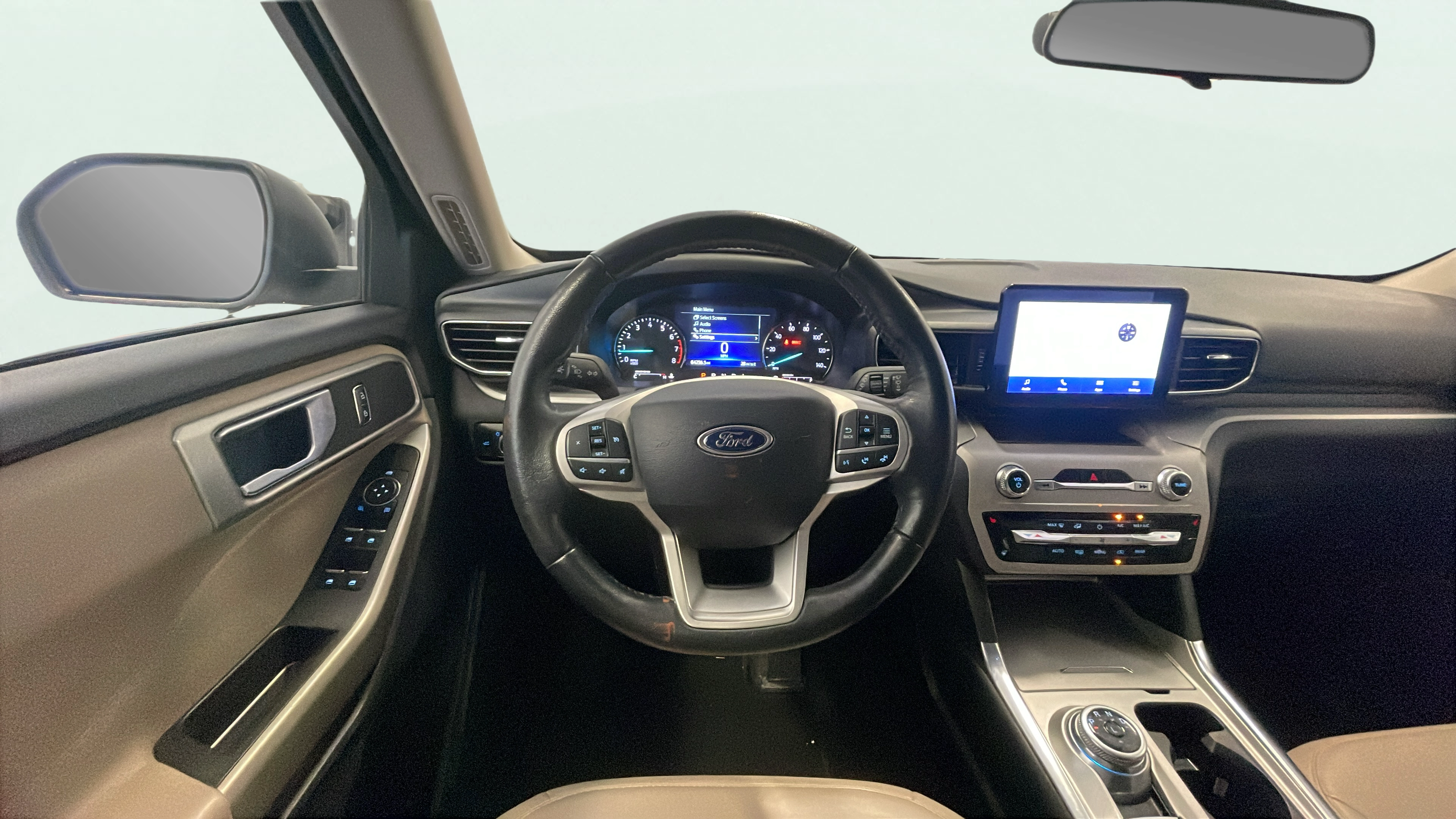 Vehicle interior 360 preview