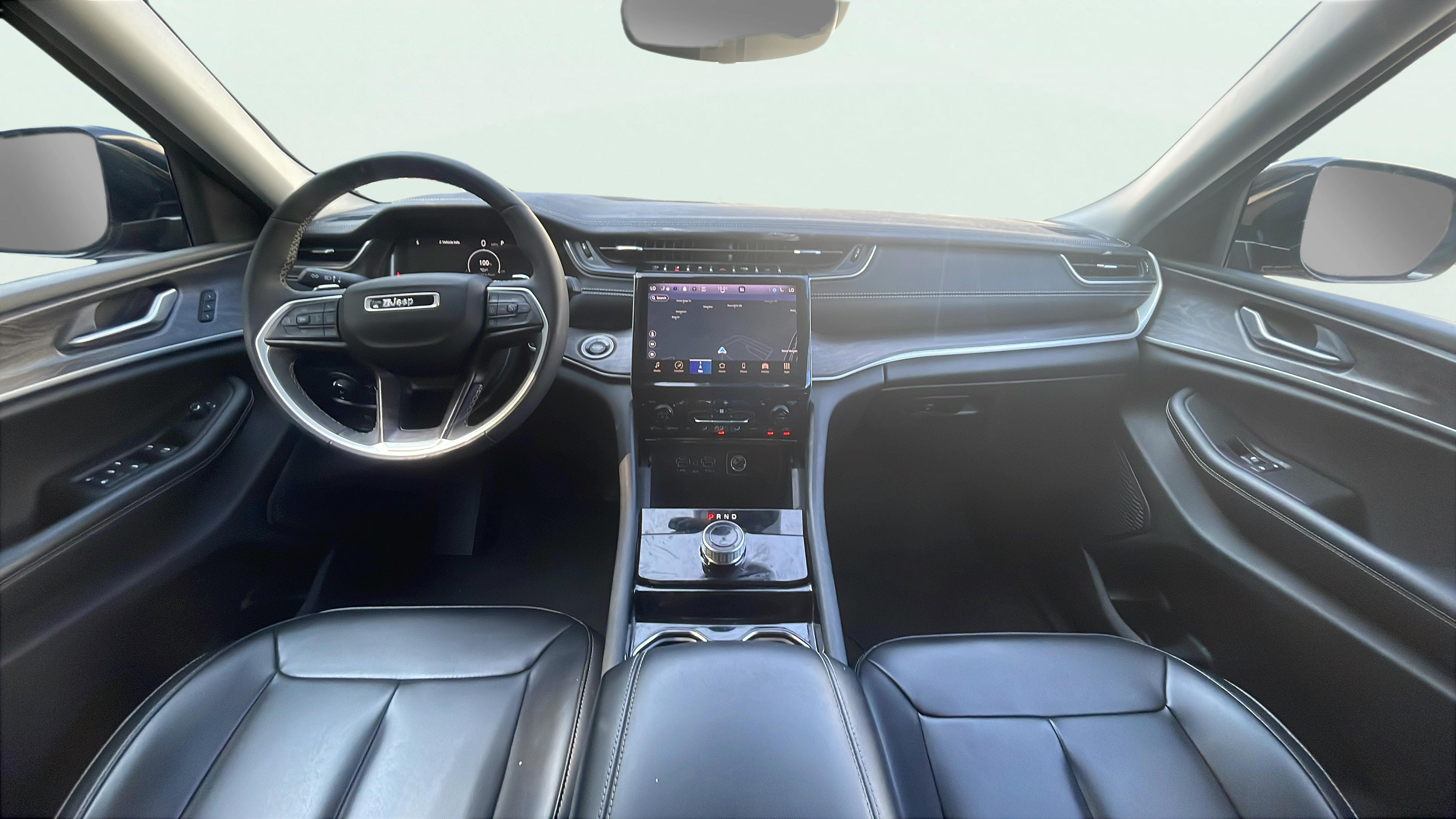 Vehicle interior 360 preview