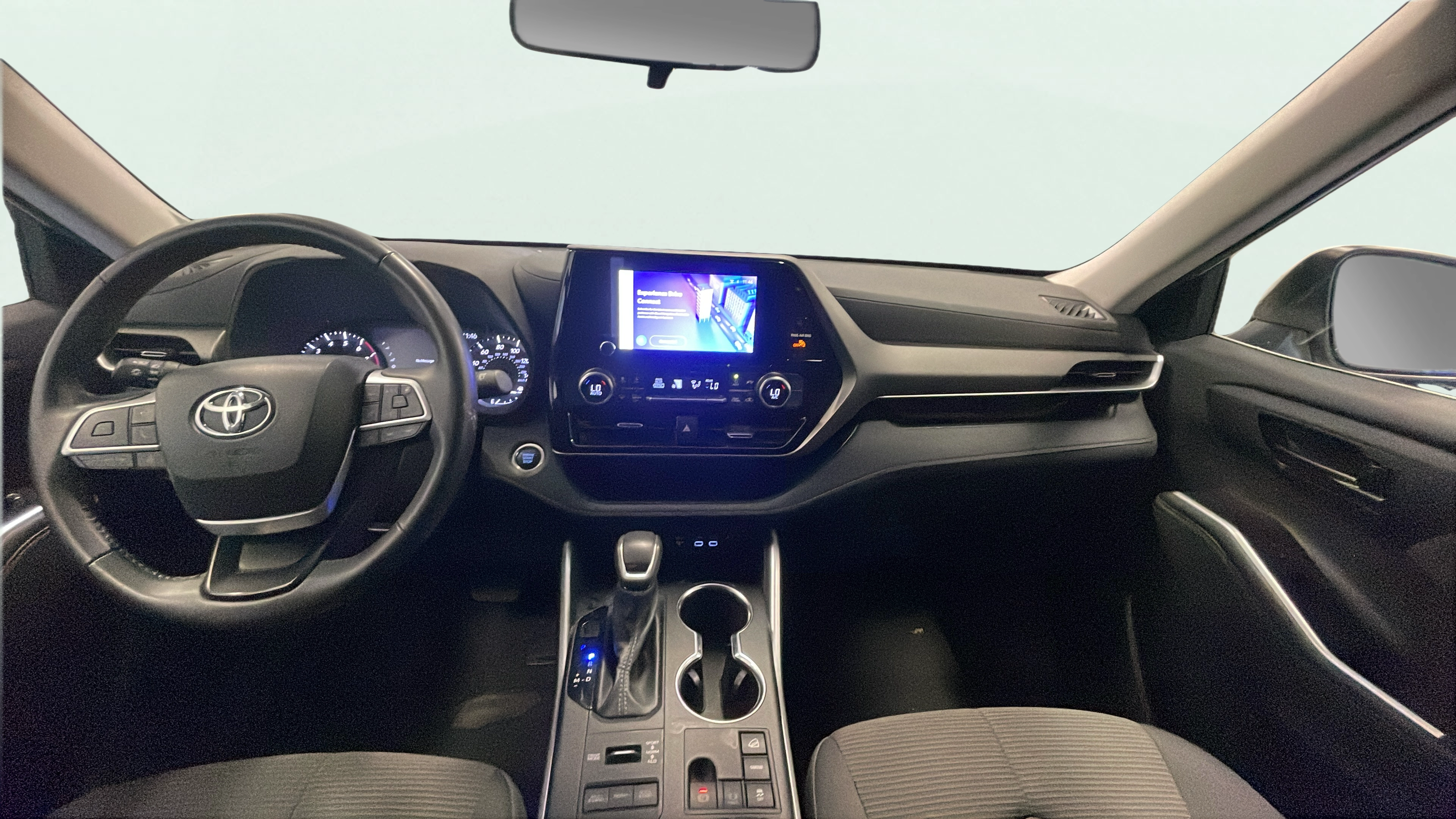 Vehicle interior 360 preview