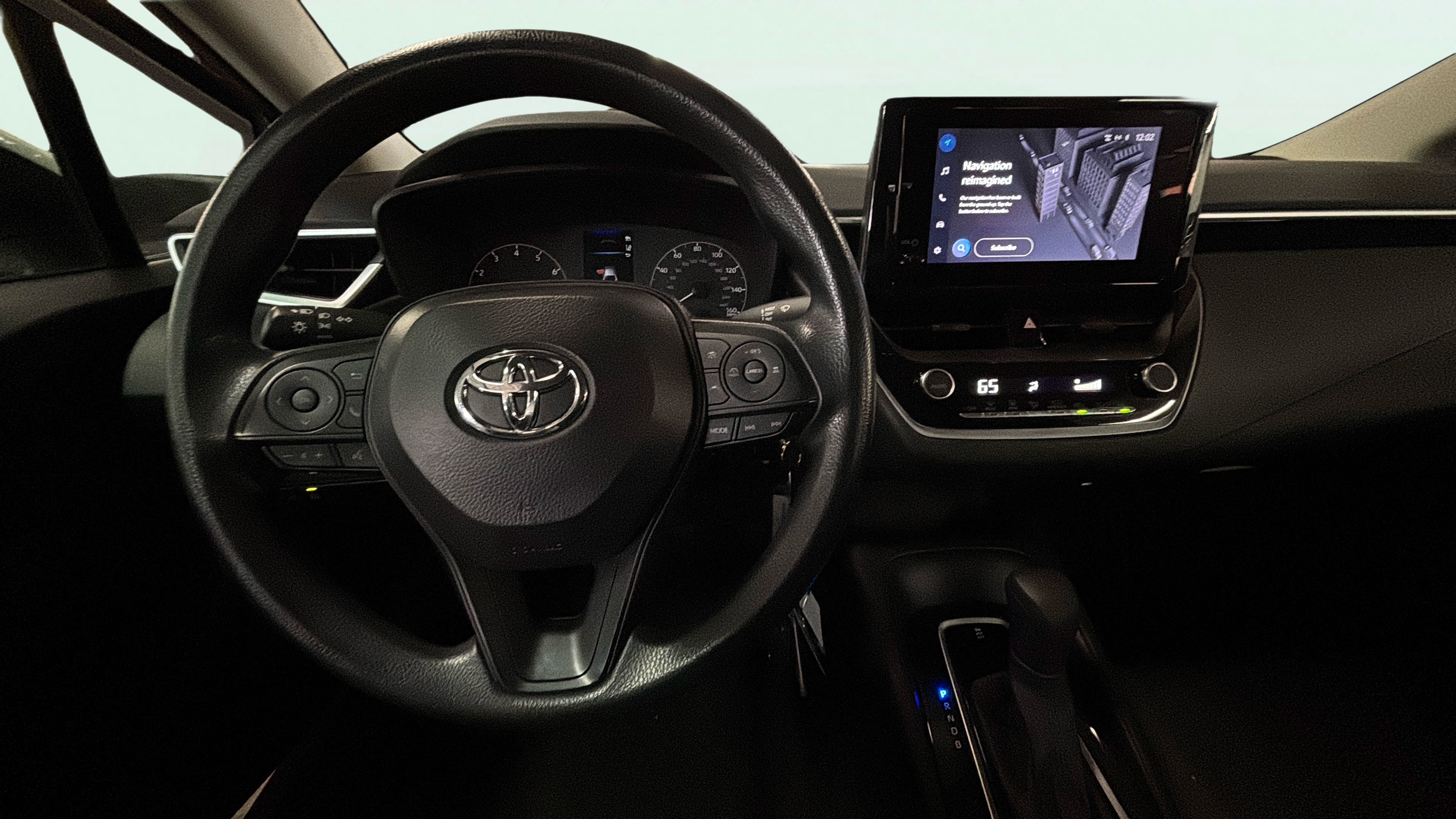 Vehicle interior 360 preview