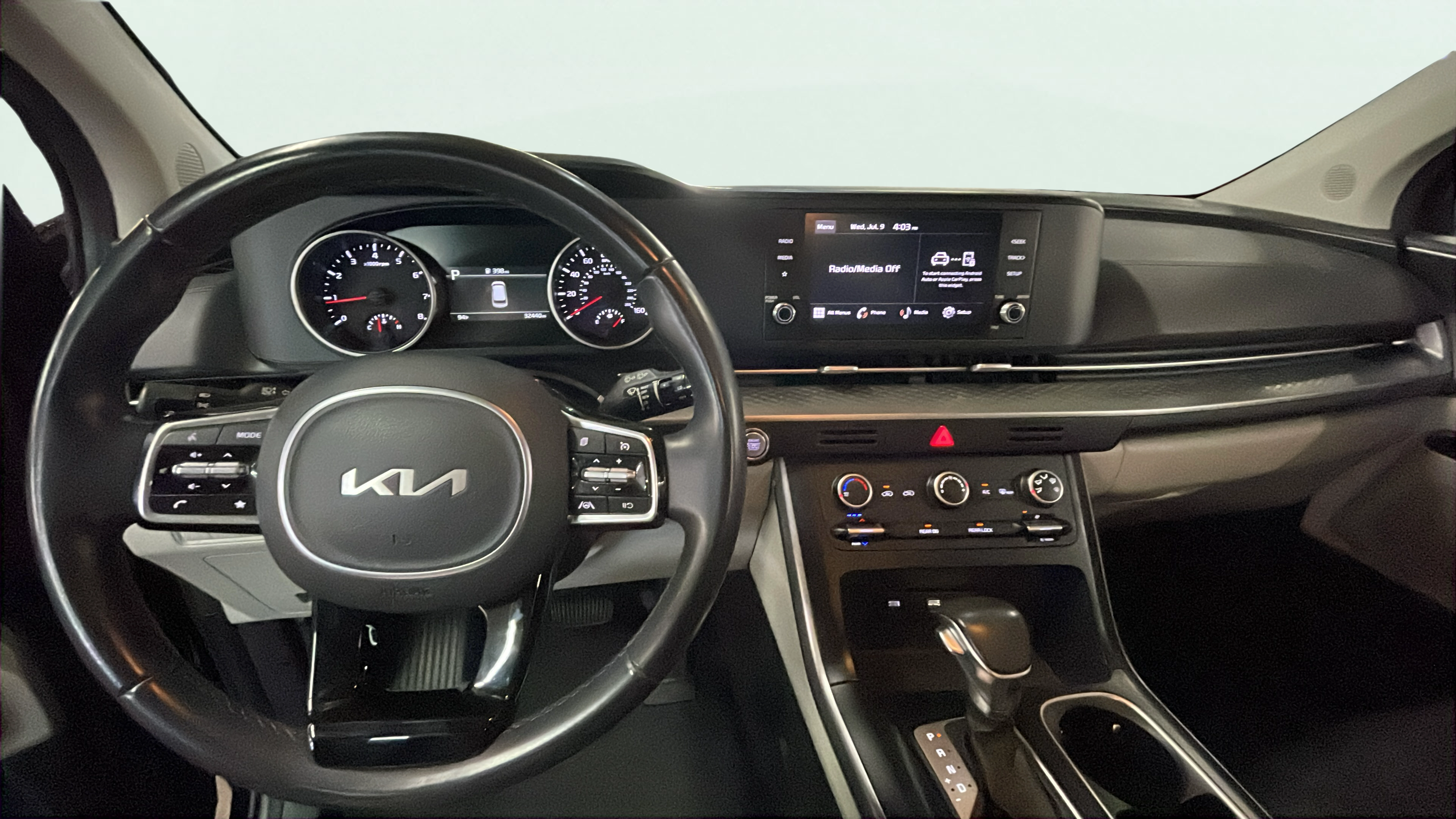 Vehicle interior 360 preview