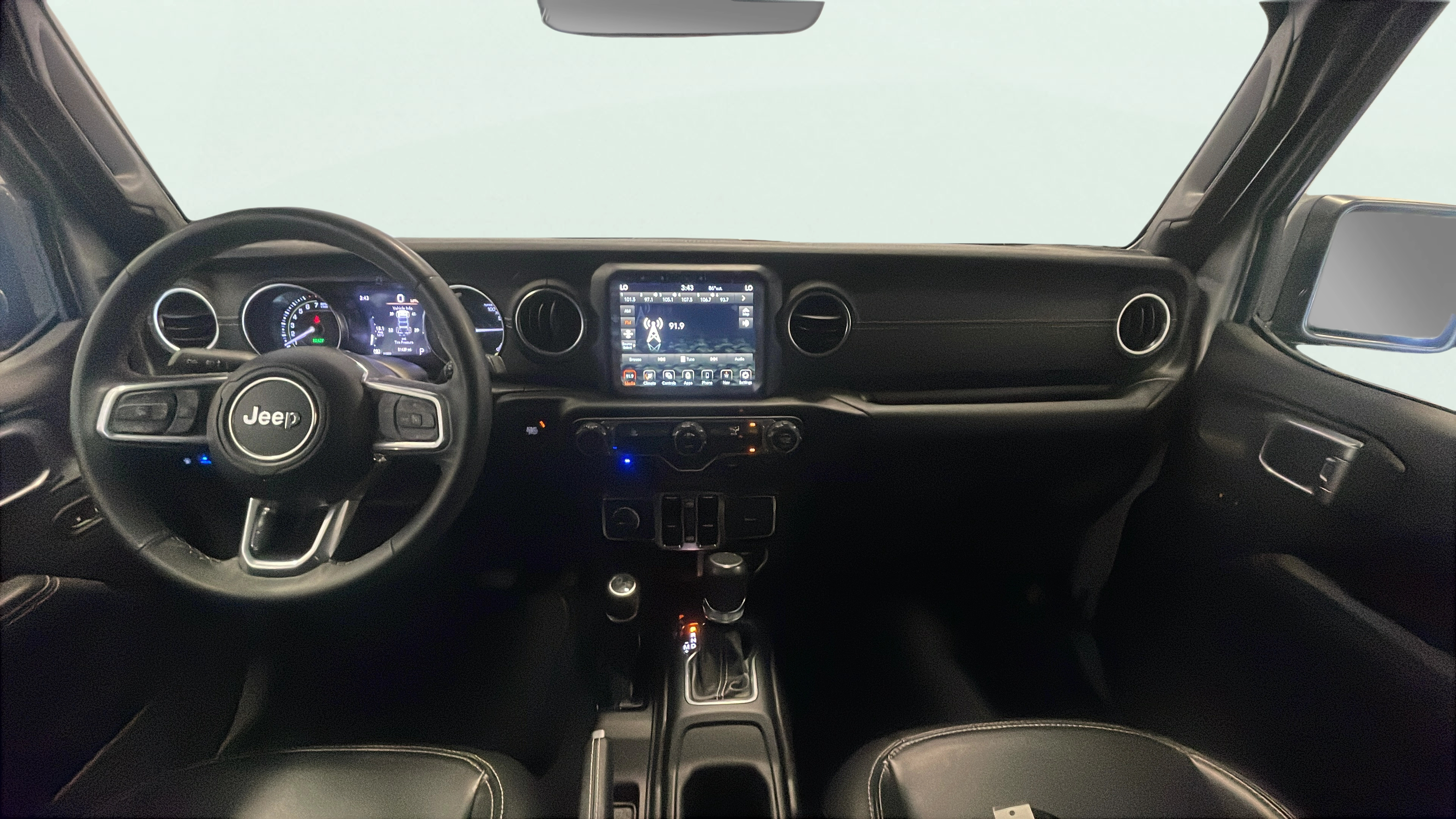 Vehicle interior 360 preview
