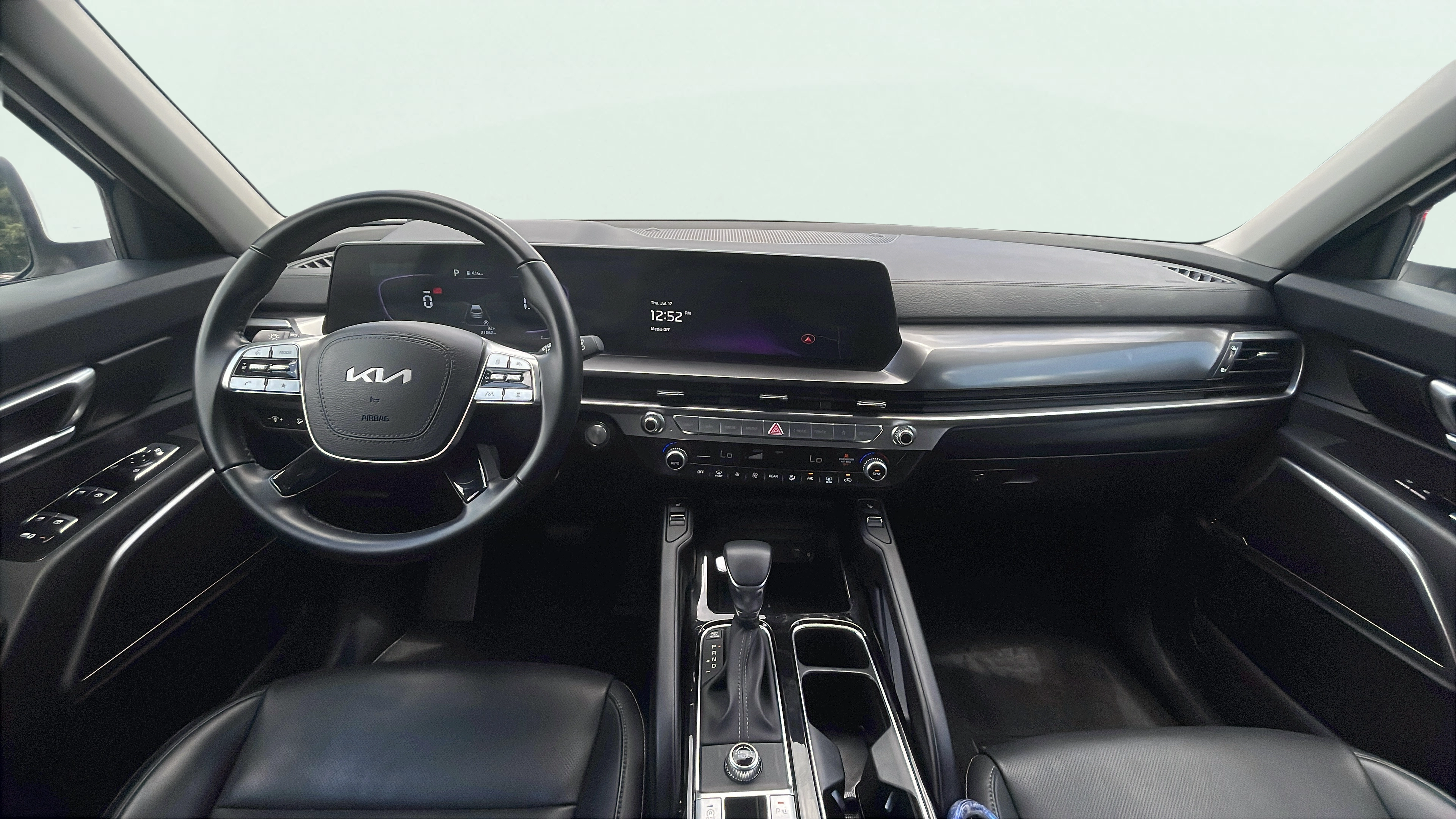 Vehicle interior 360 preview