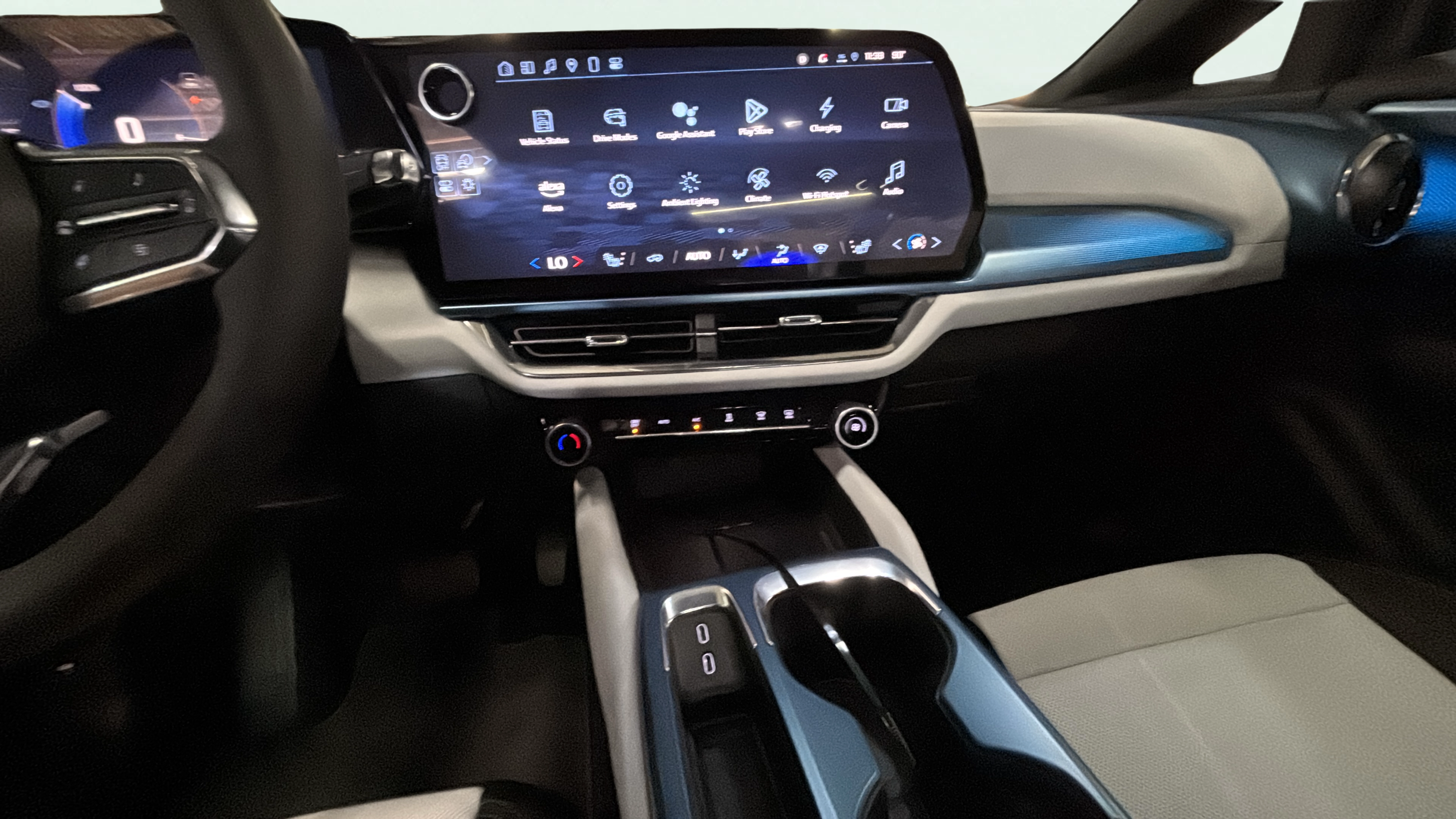 Vehicle interior 360 preview