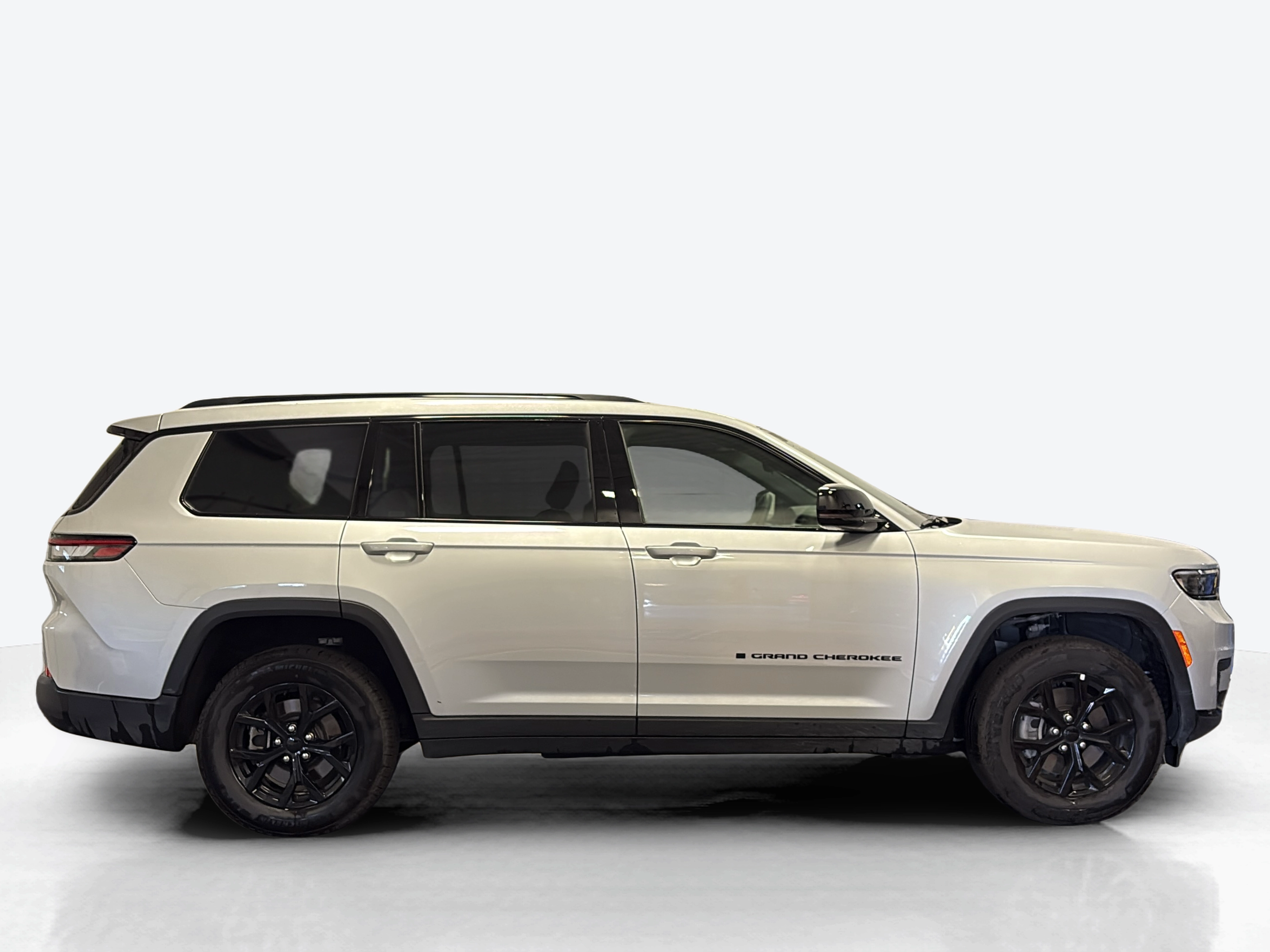 Vehicle exterior side
