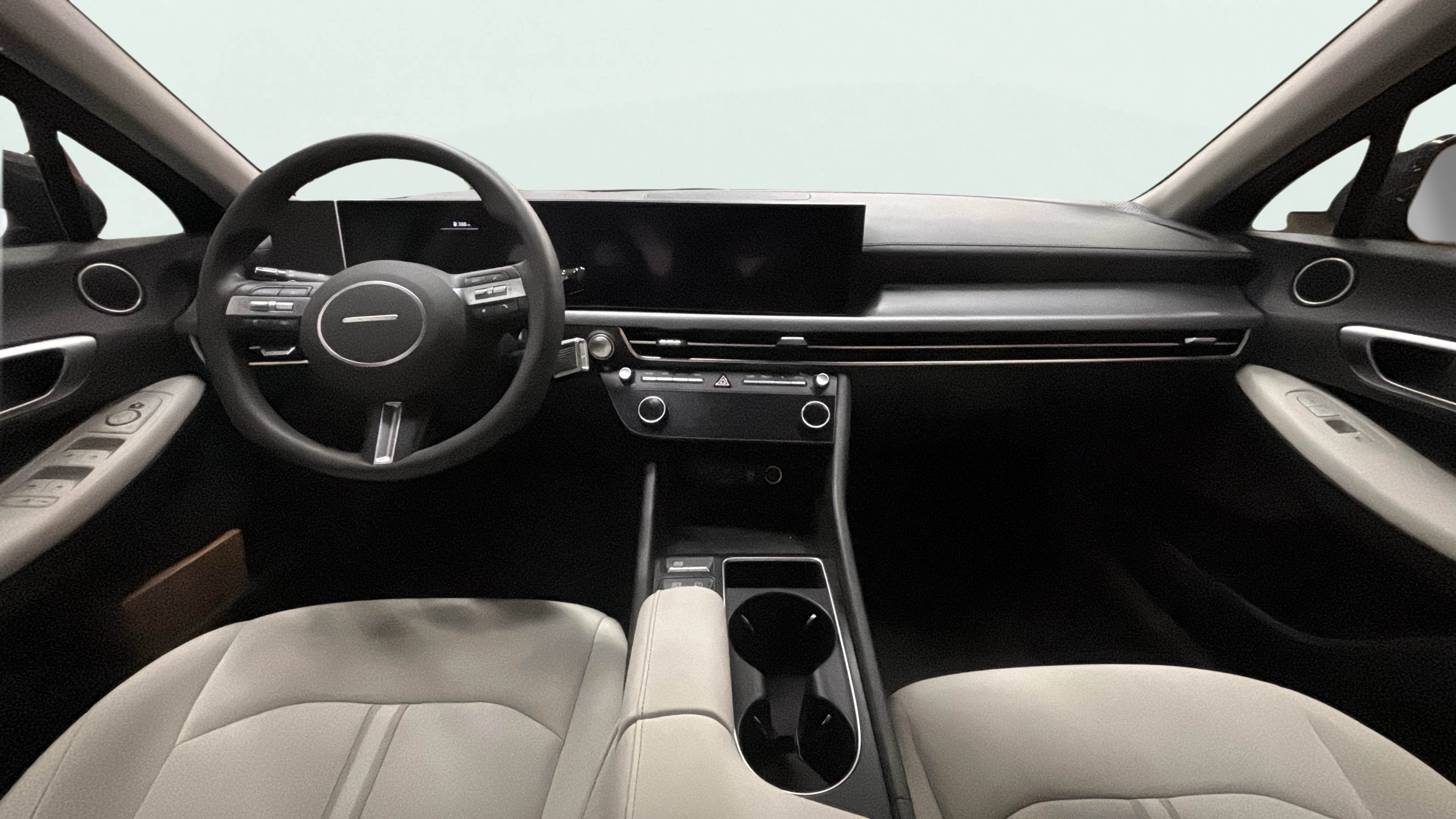Vehicle interior 360 preview