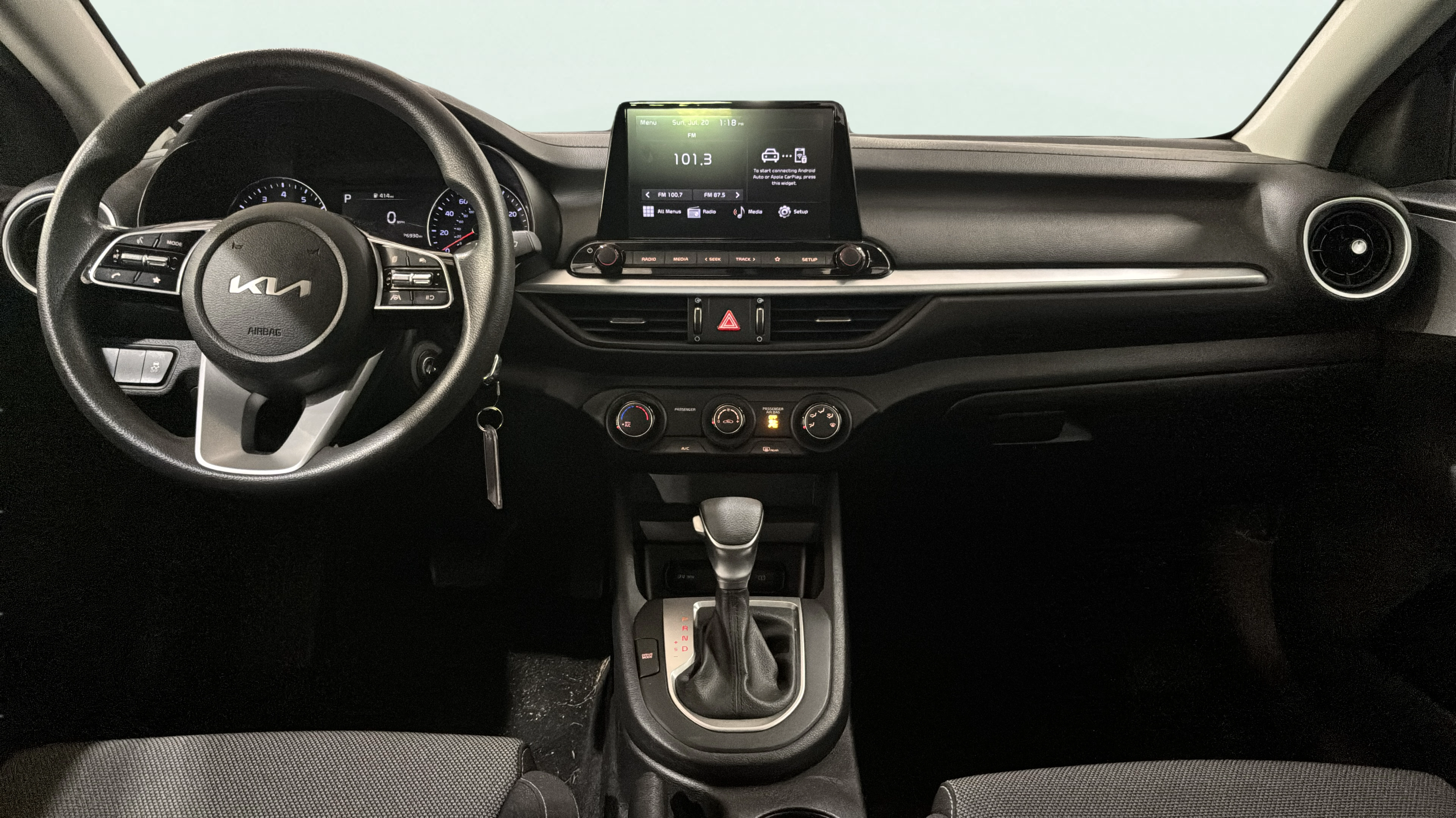 Vehicle interior 360 preview