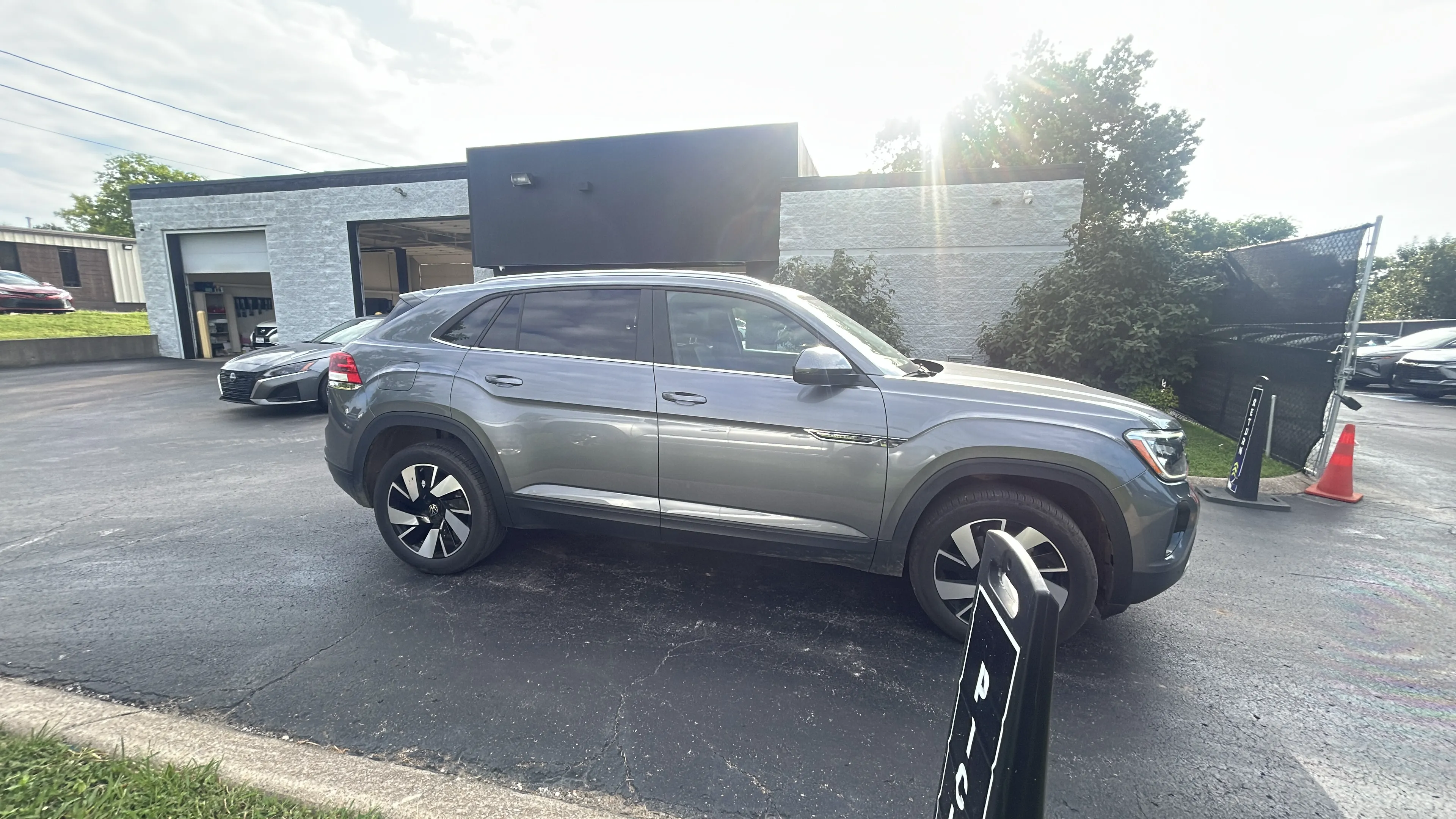 Vehicle exterior side