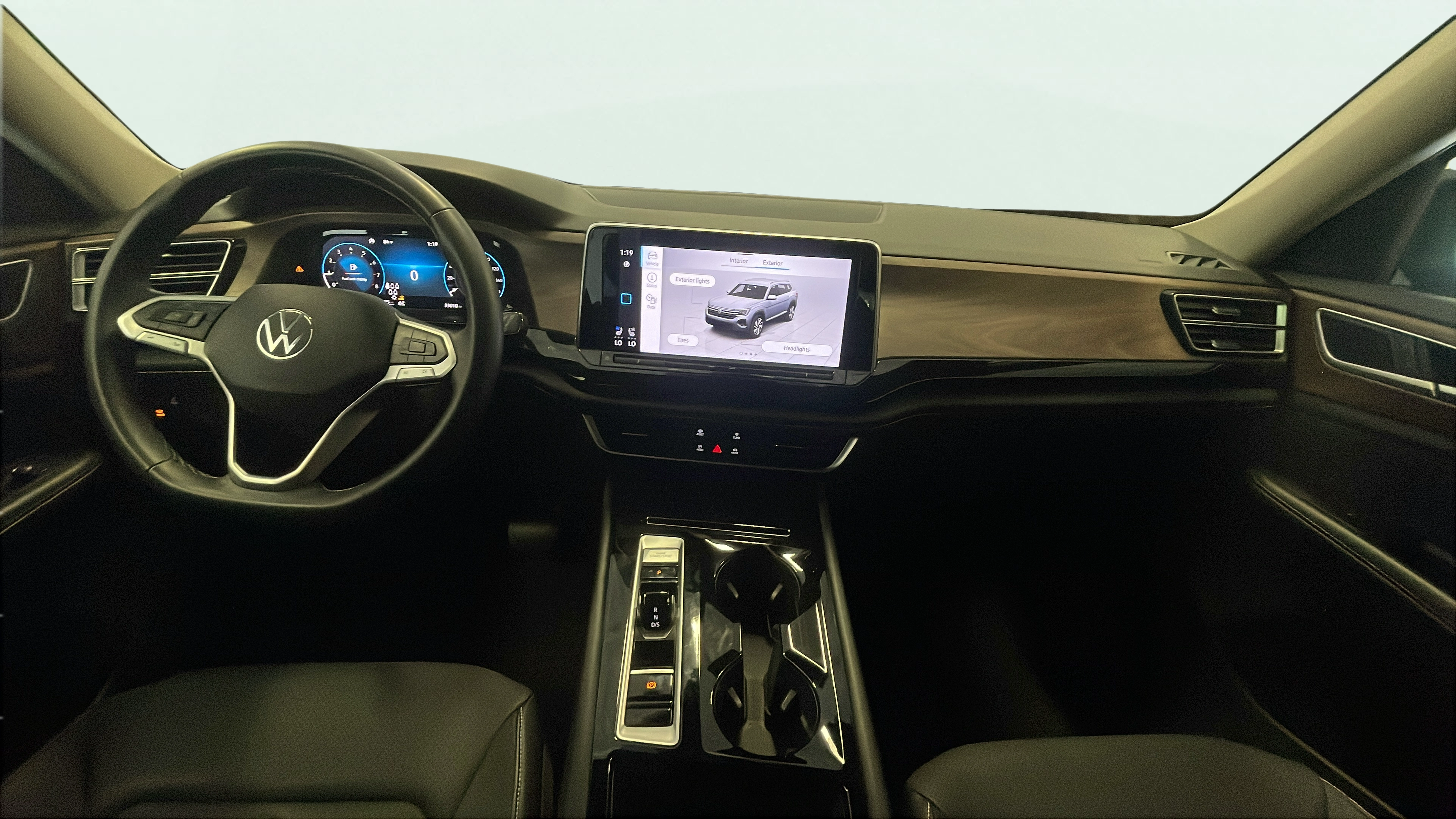 Vehicle interior 360 preview