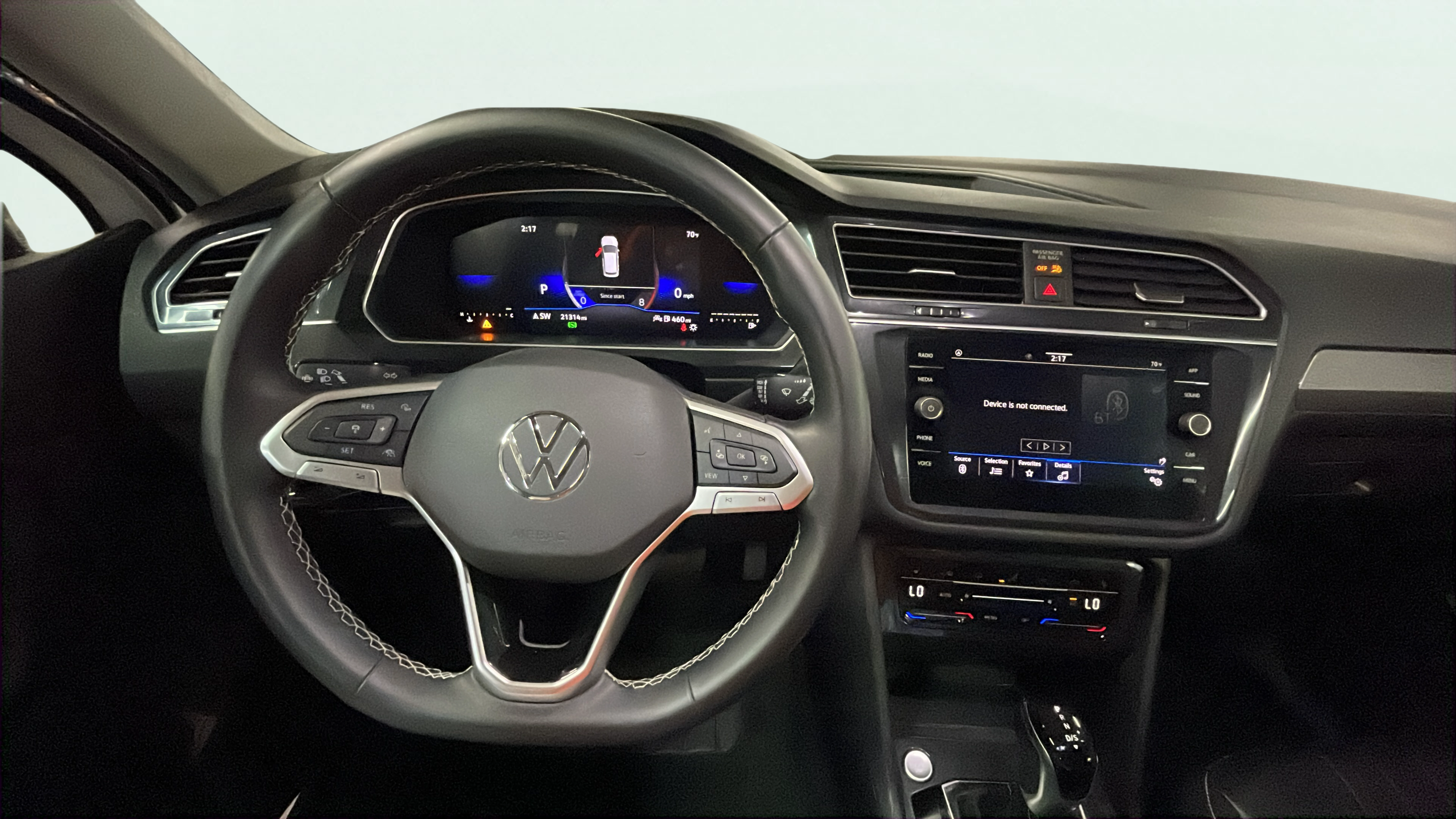 Vehicle interior 360 preview