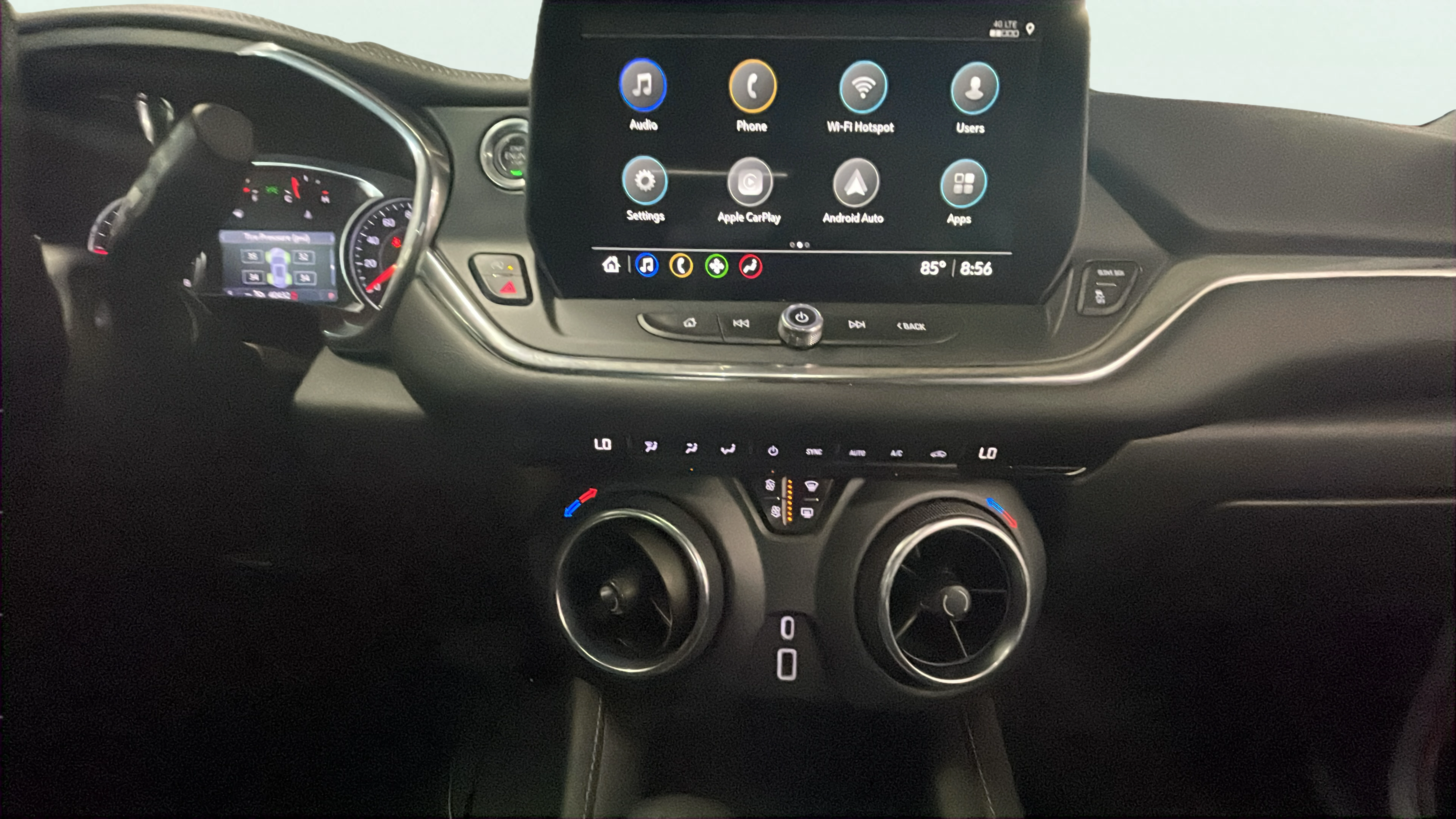 Vehicle interior 360 preview