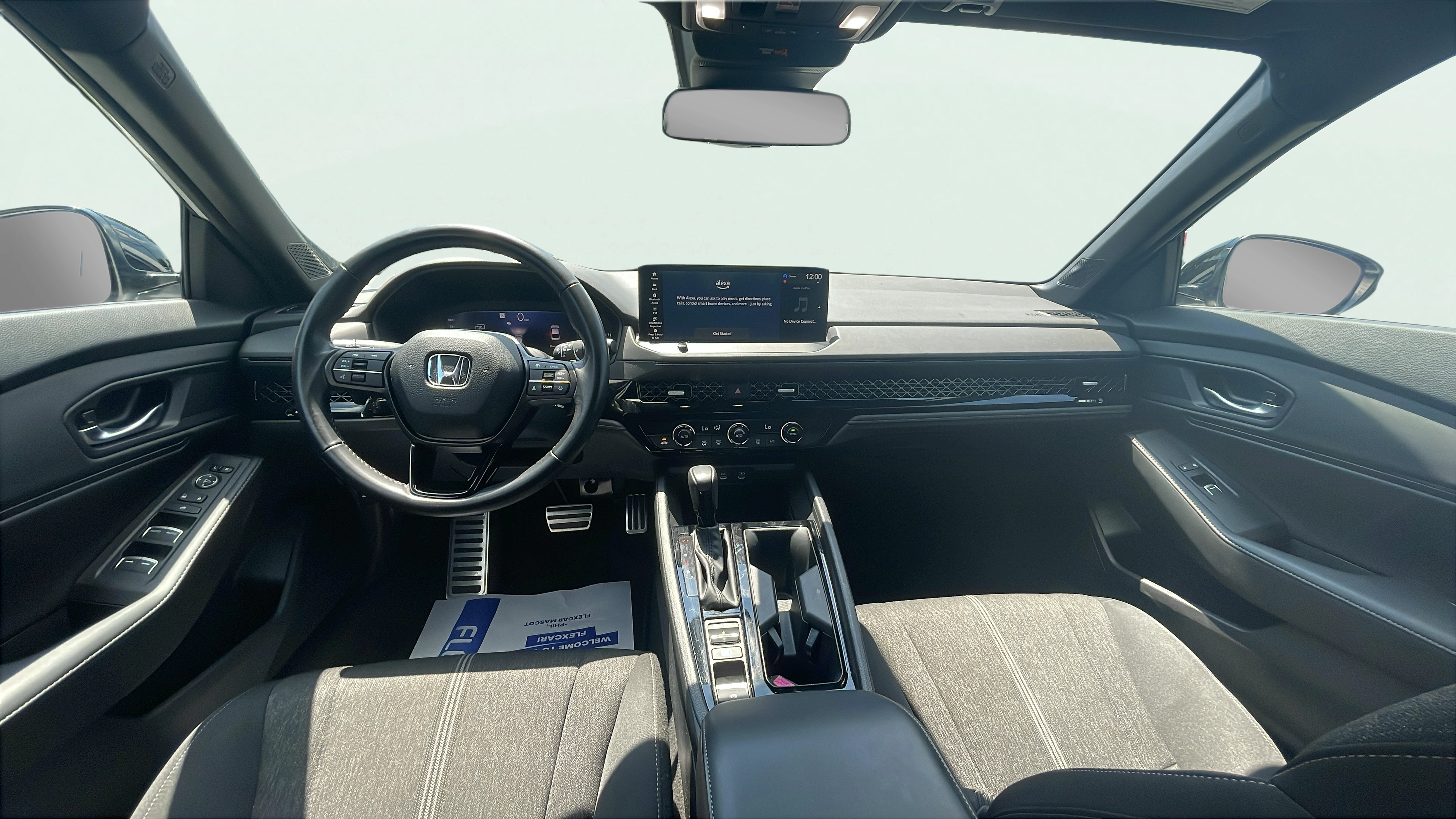 Vehicle interior 360 preview