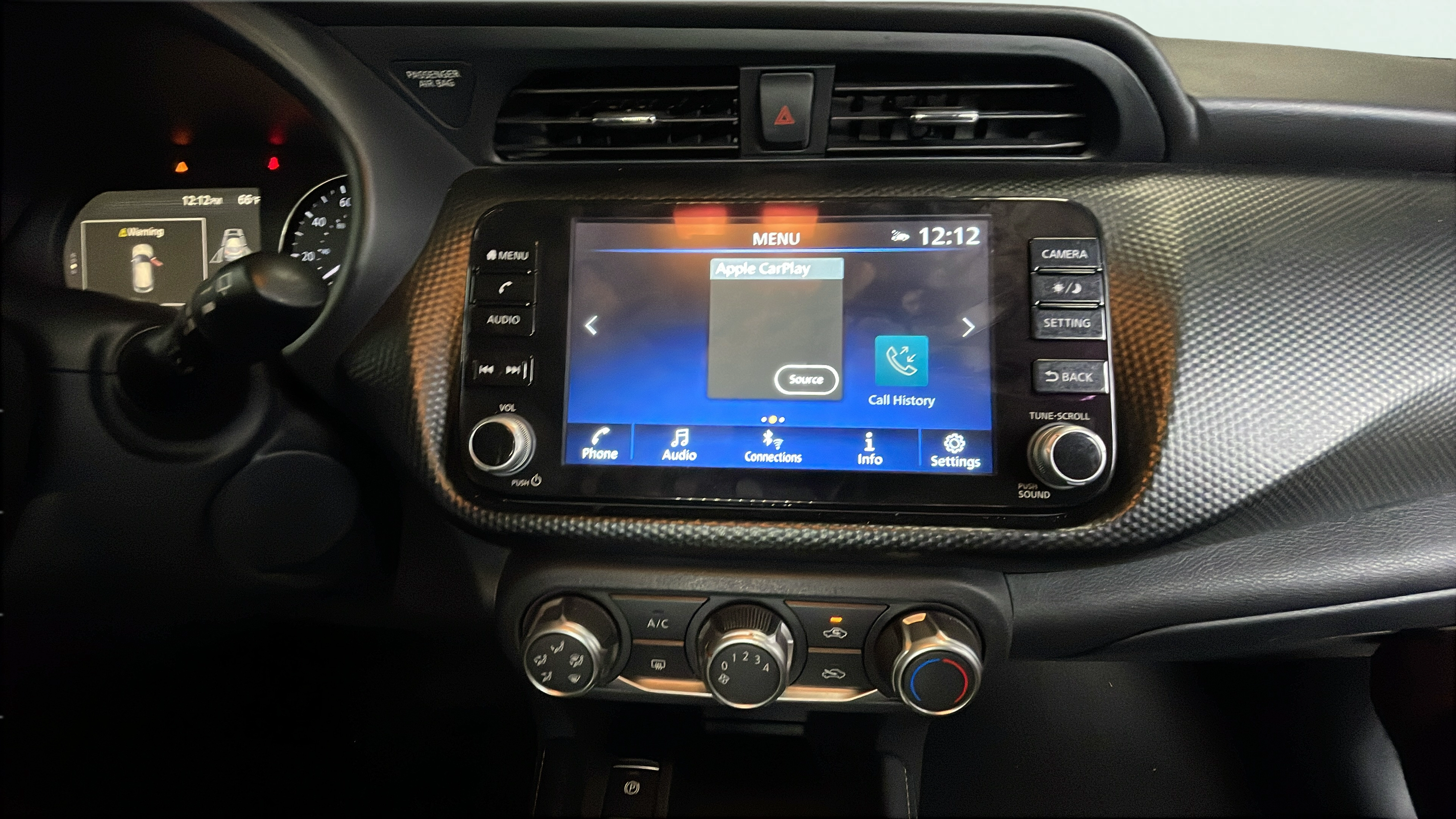 Vehicle interior 360 preview