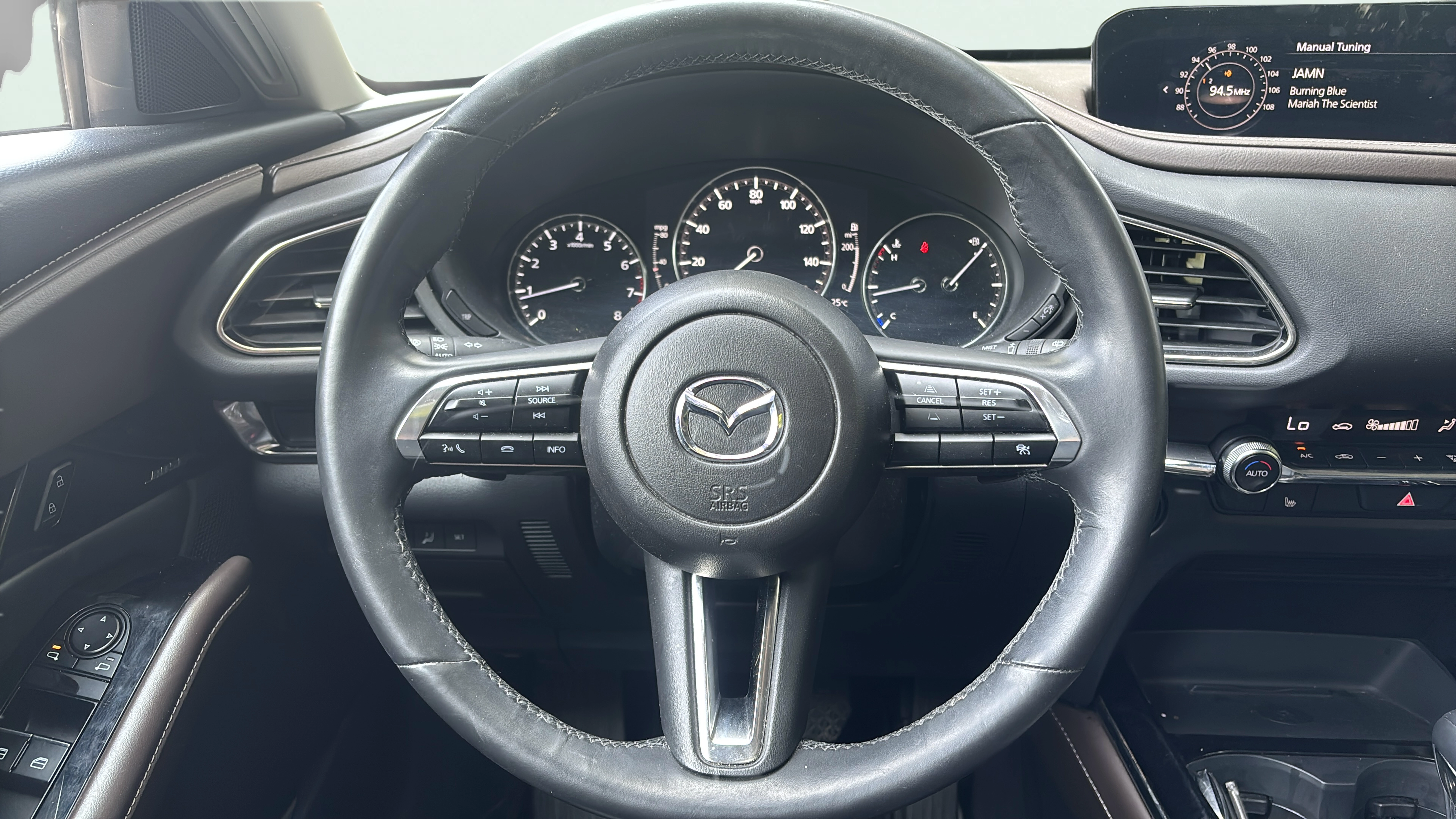 Vehicle interior 1