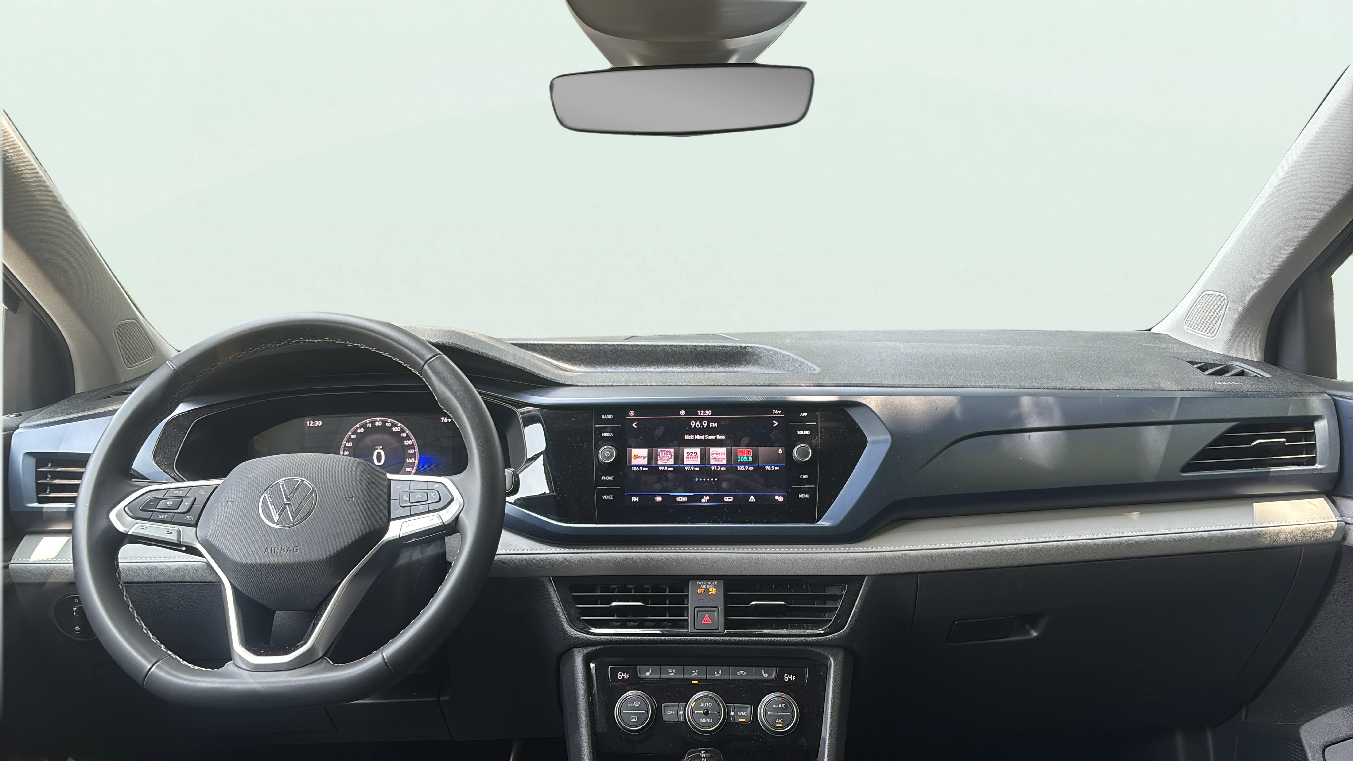 Vehicle interior 360 preview