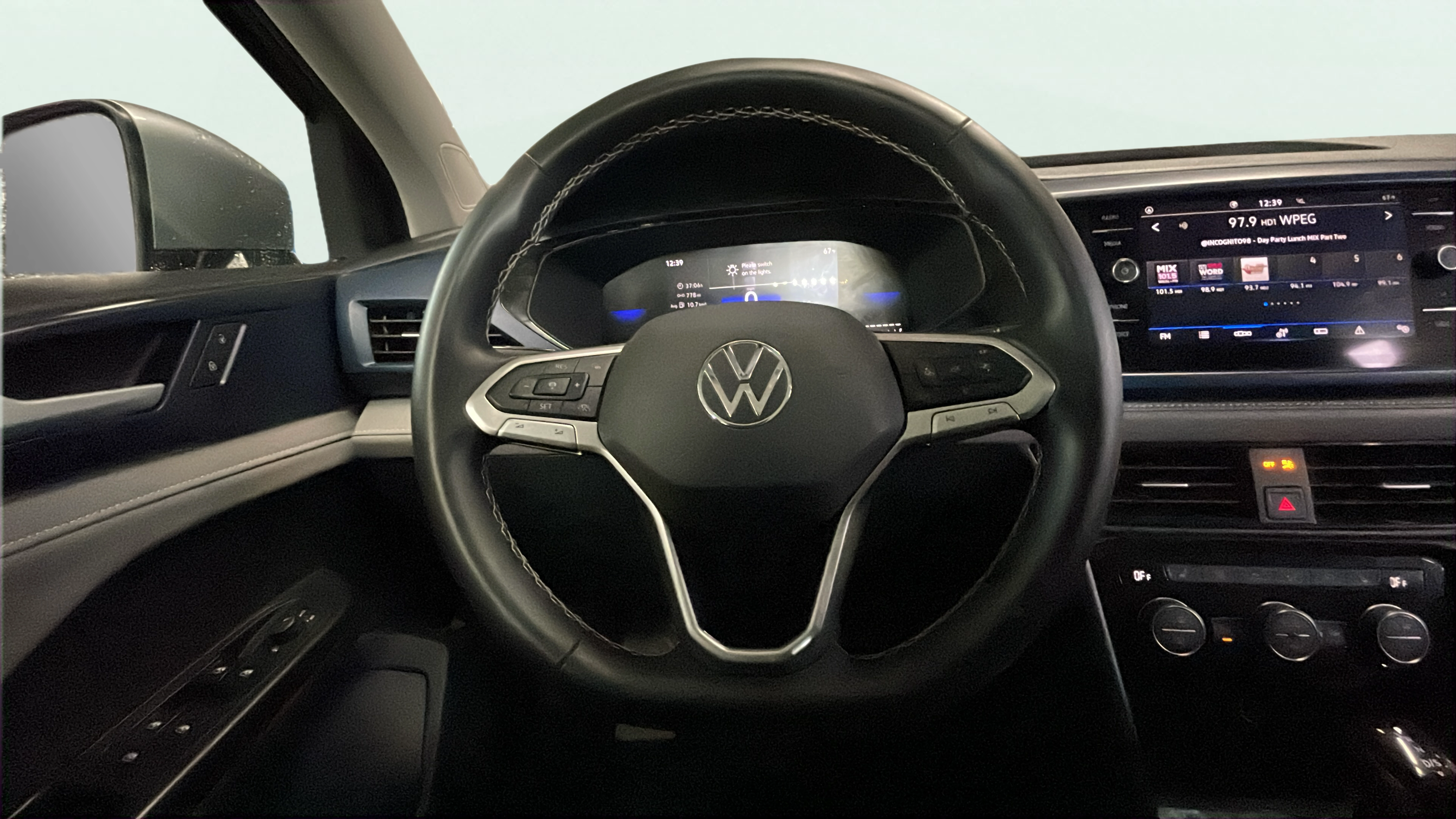 Vehicle interior 1