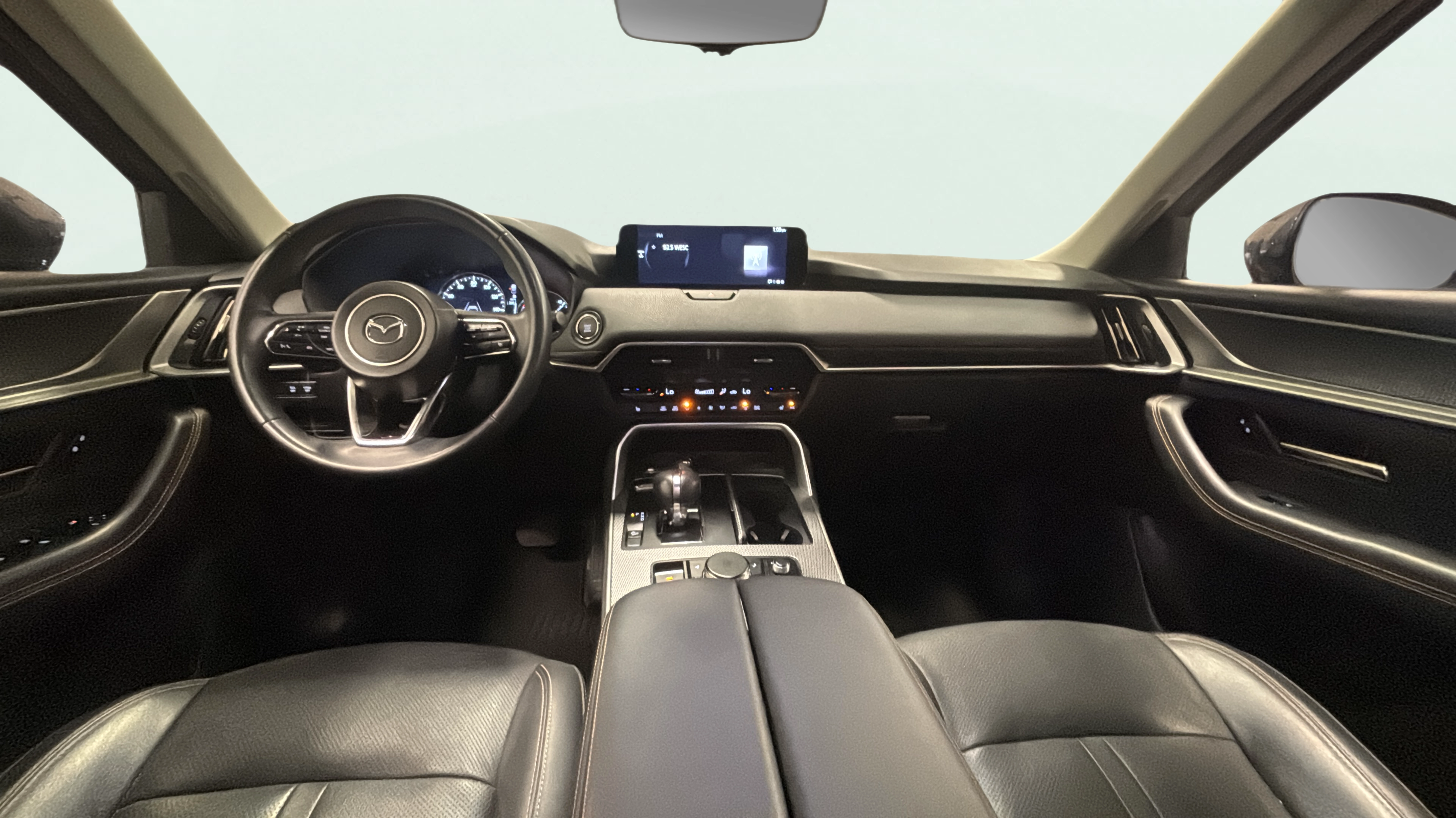 Vehicle interior 360 preview