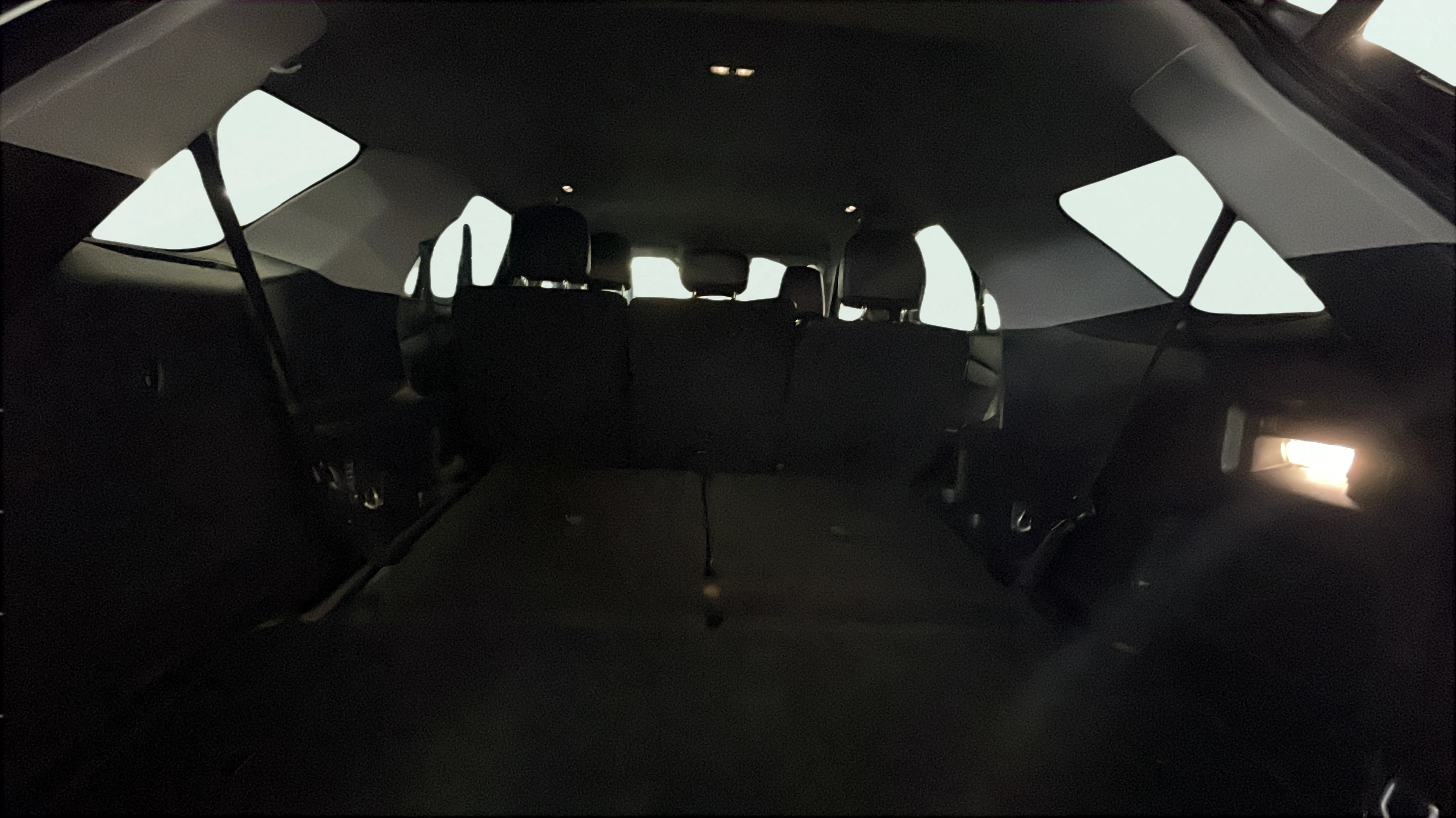 Vehicle interior 360 preview