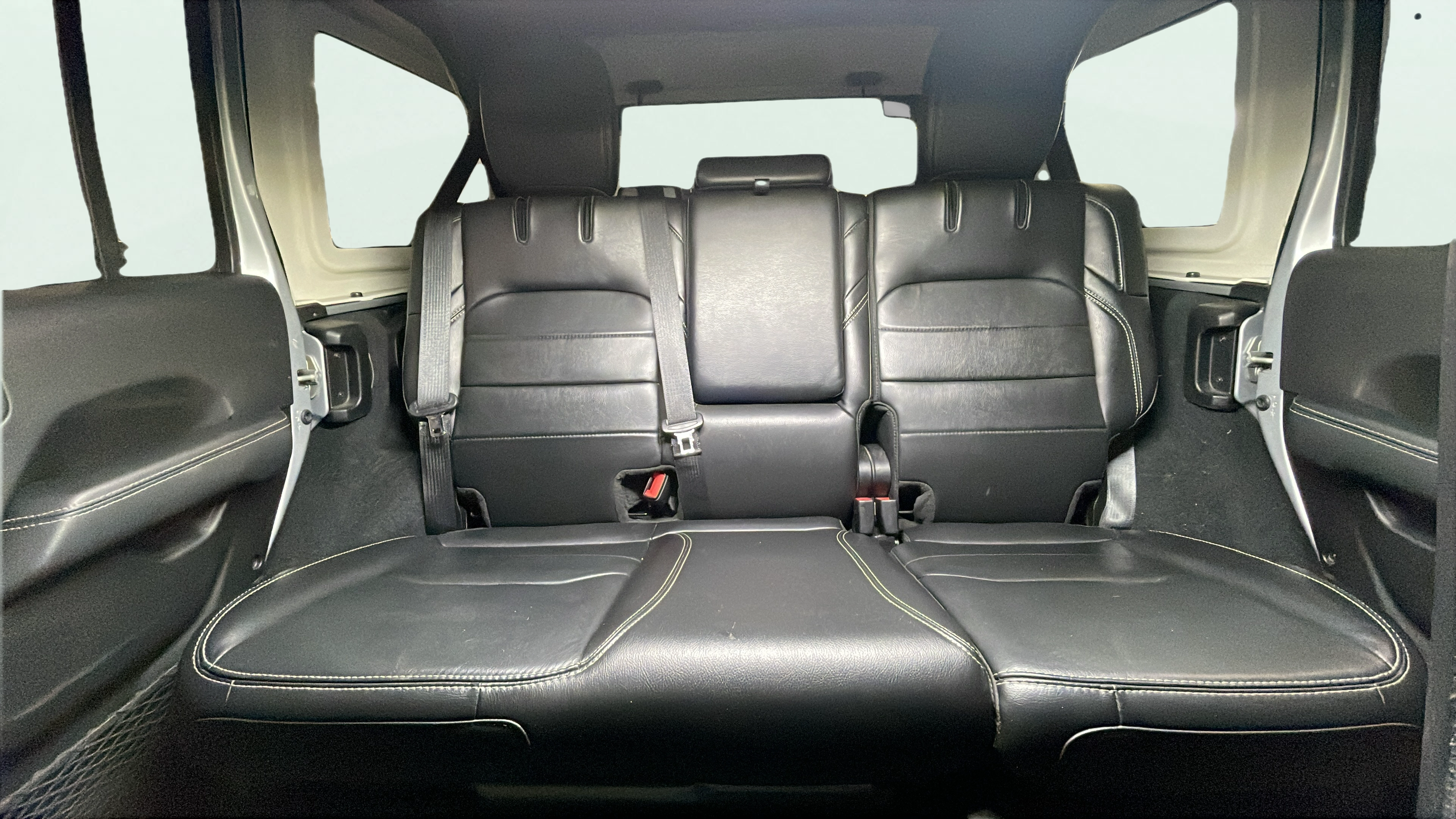 Vehicle interior 2