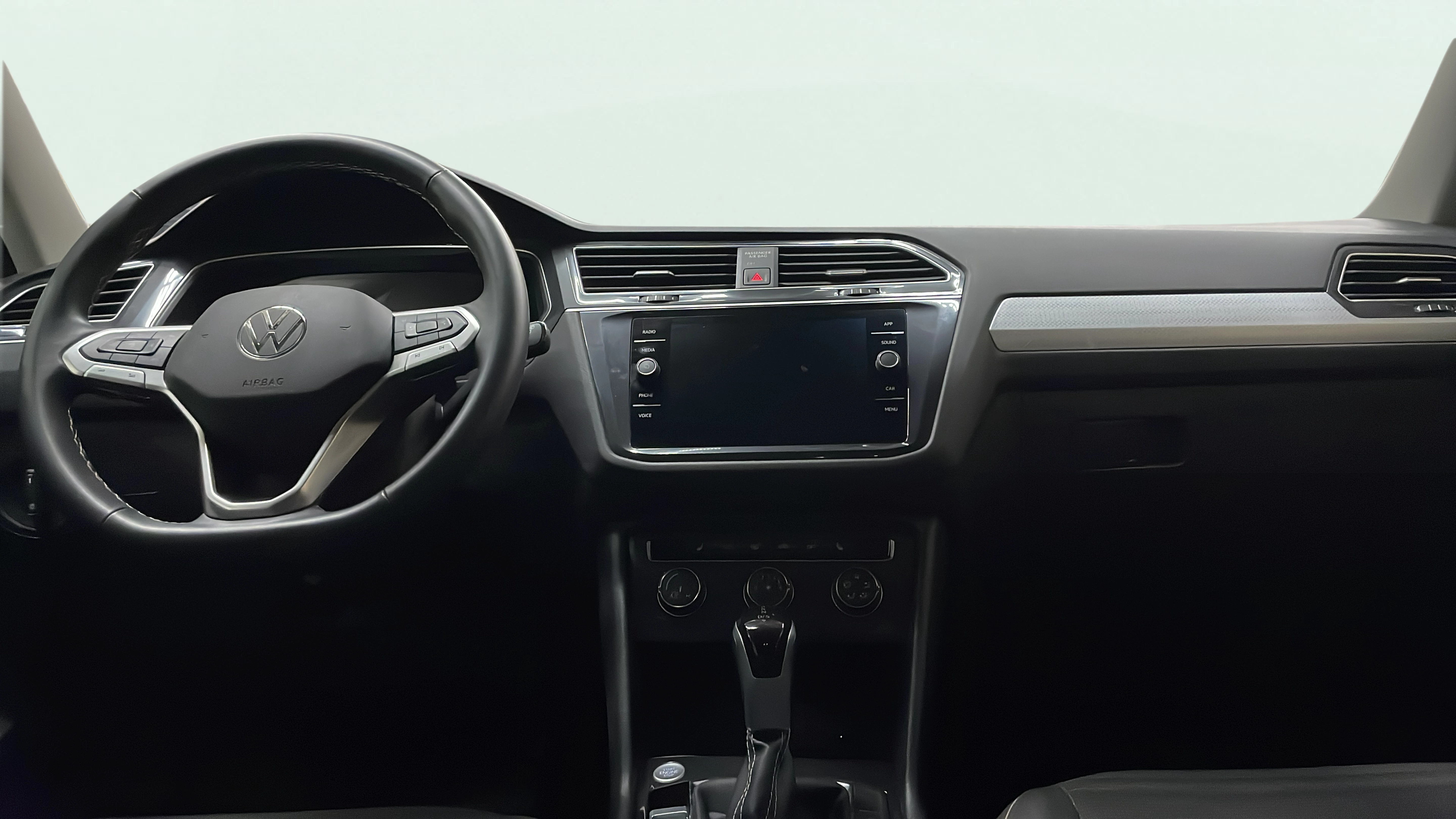 Vehicle interior 360 preview