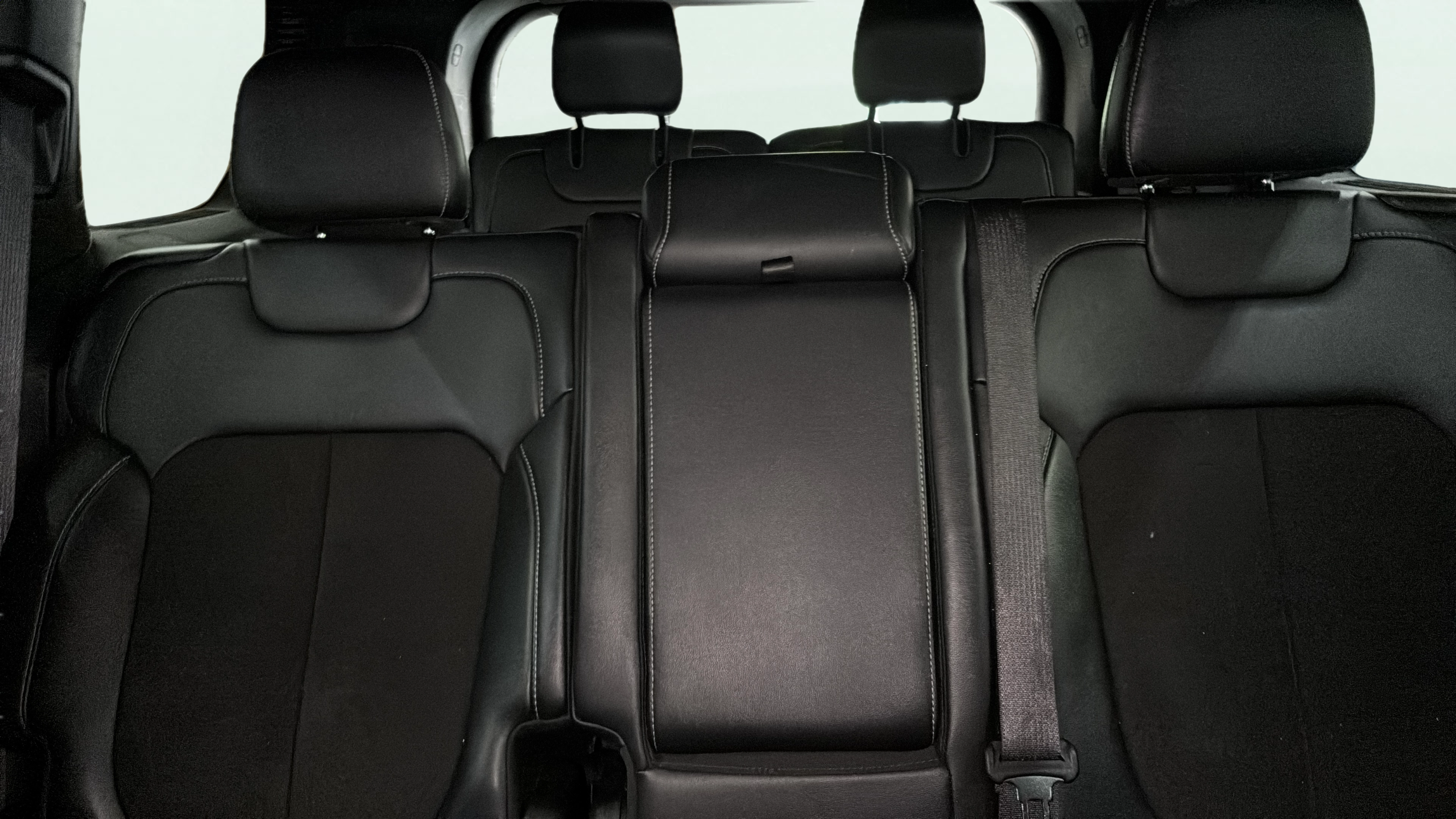 Vehicle interior 2