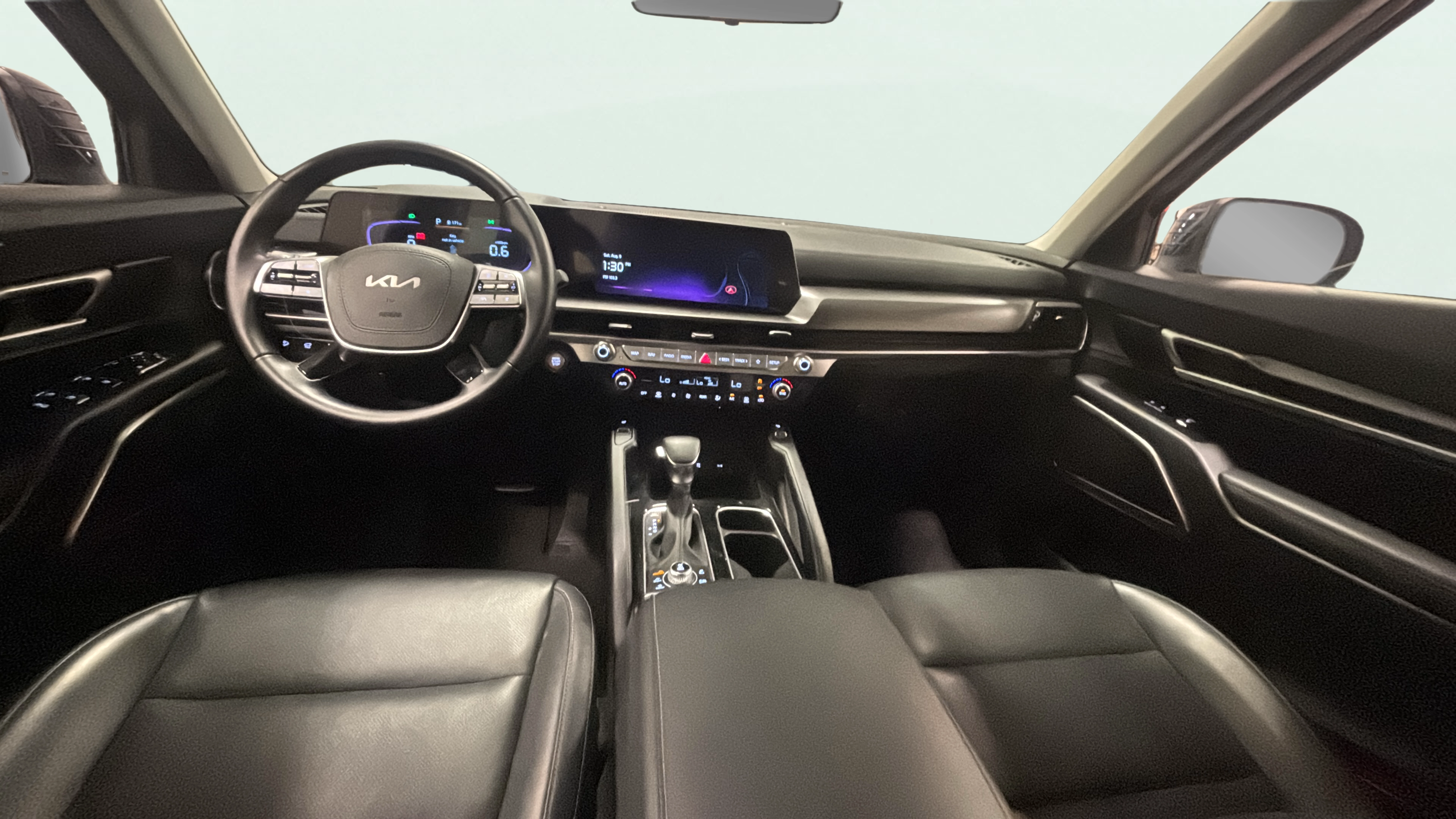Vehicle interior 360 preview