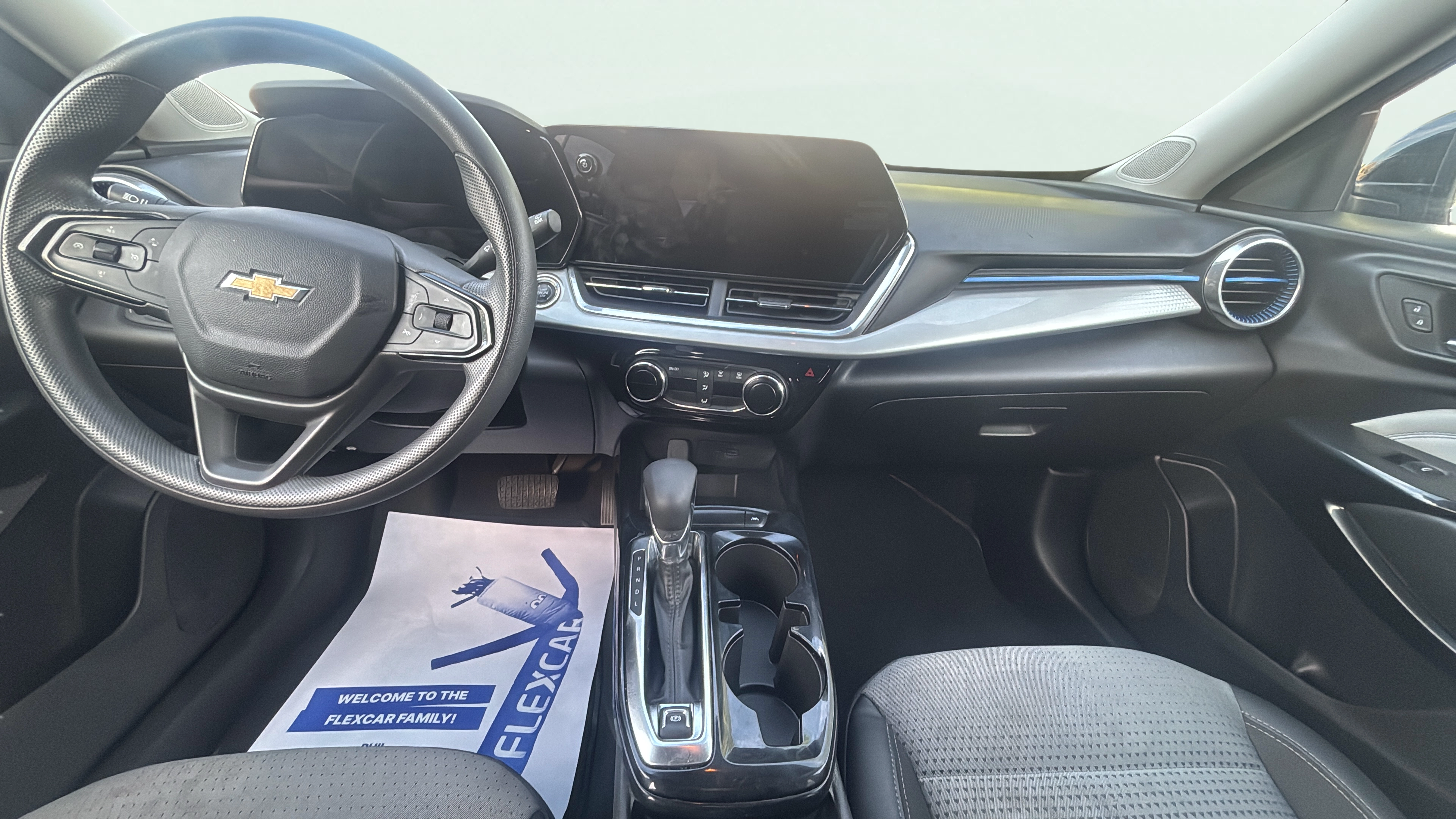 Vehicle interior 360 preview