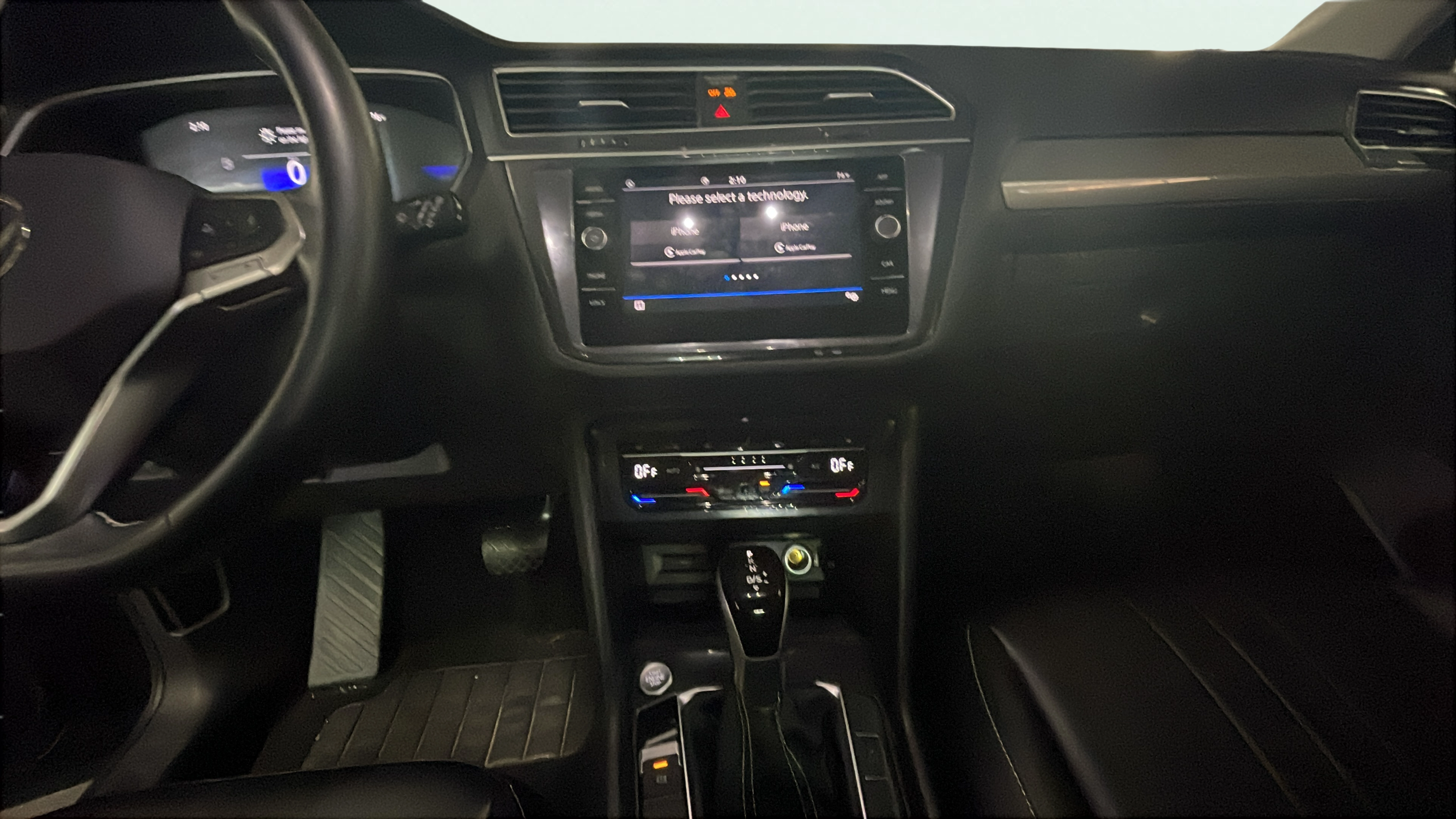Vehicle interior 360 preview