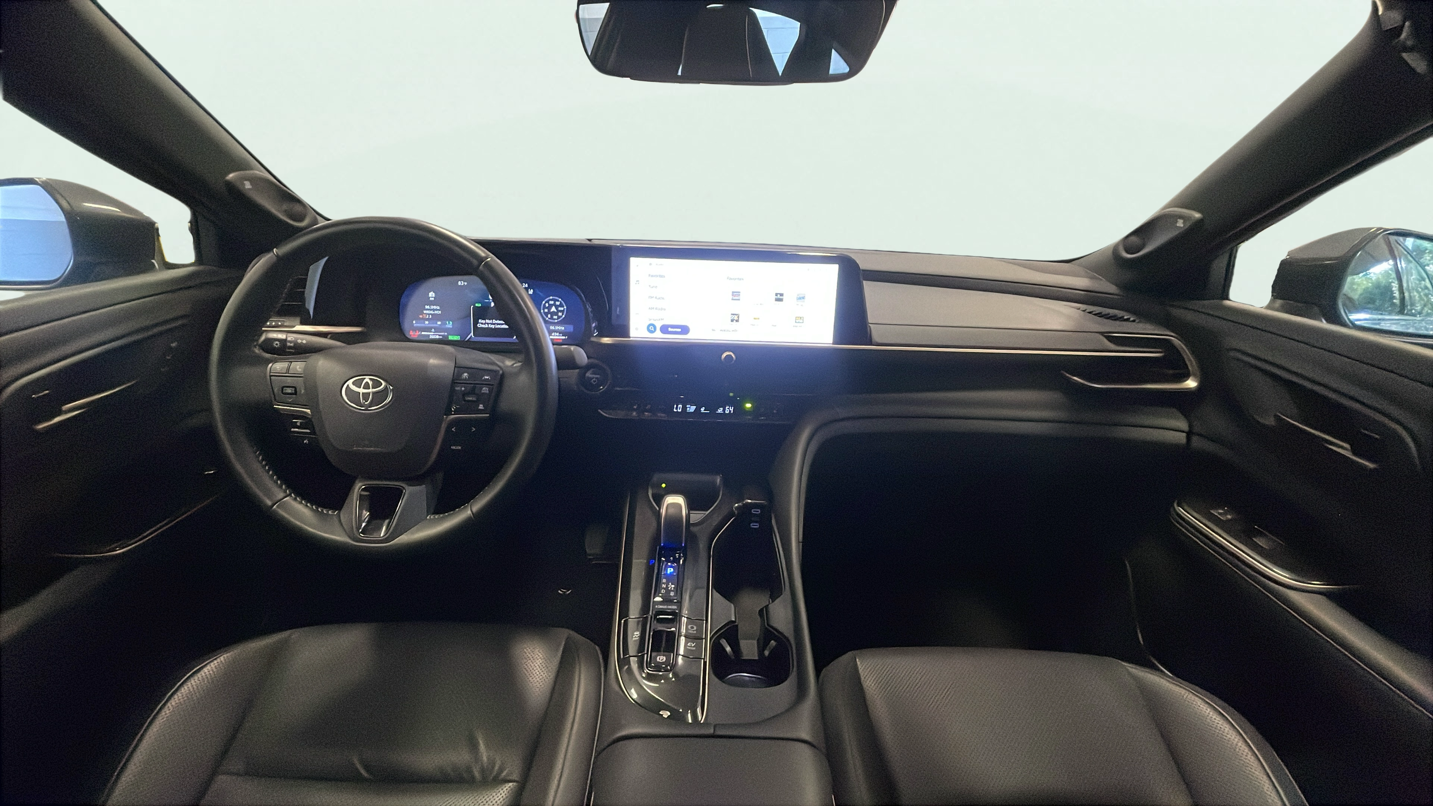 Vehicle interior 360 preview