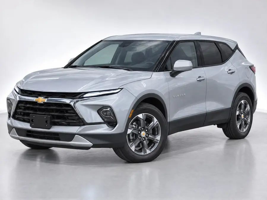 2024 Chevrolet Blazer — image 1 of 9