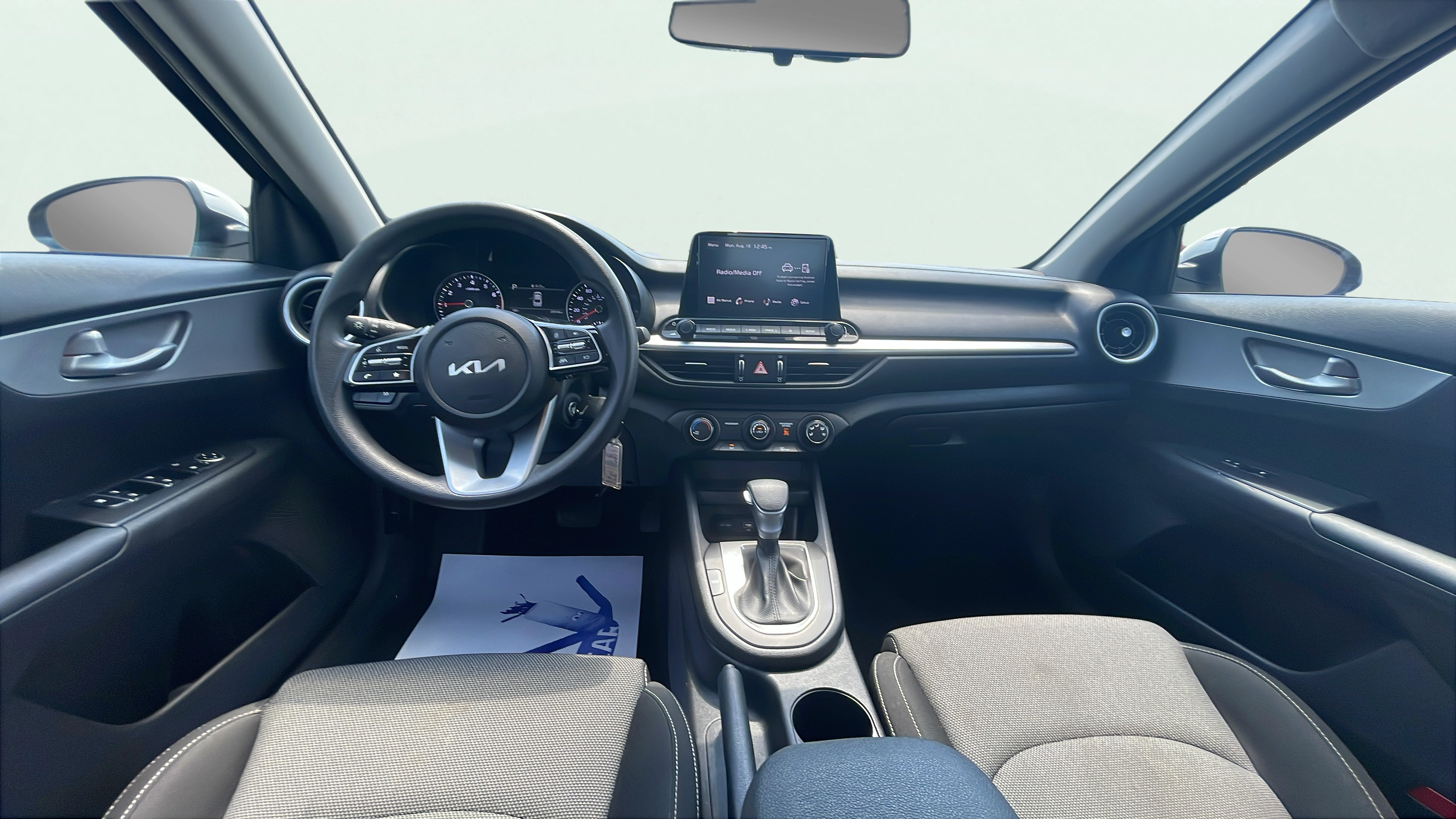 Vehicle interior 360 preview