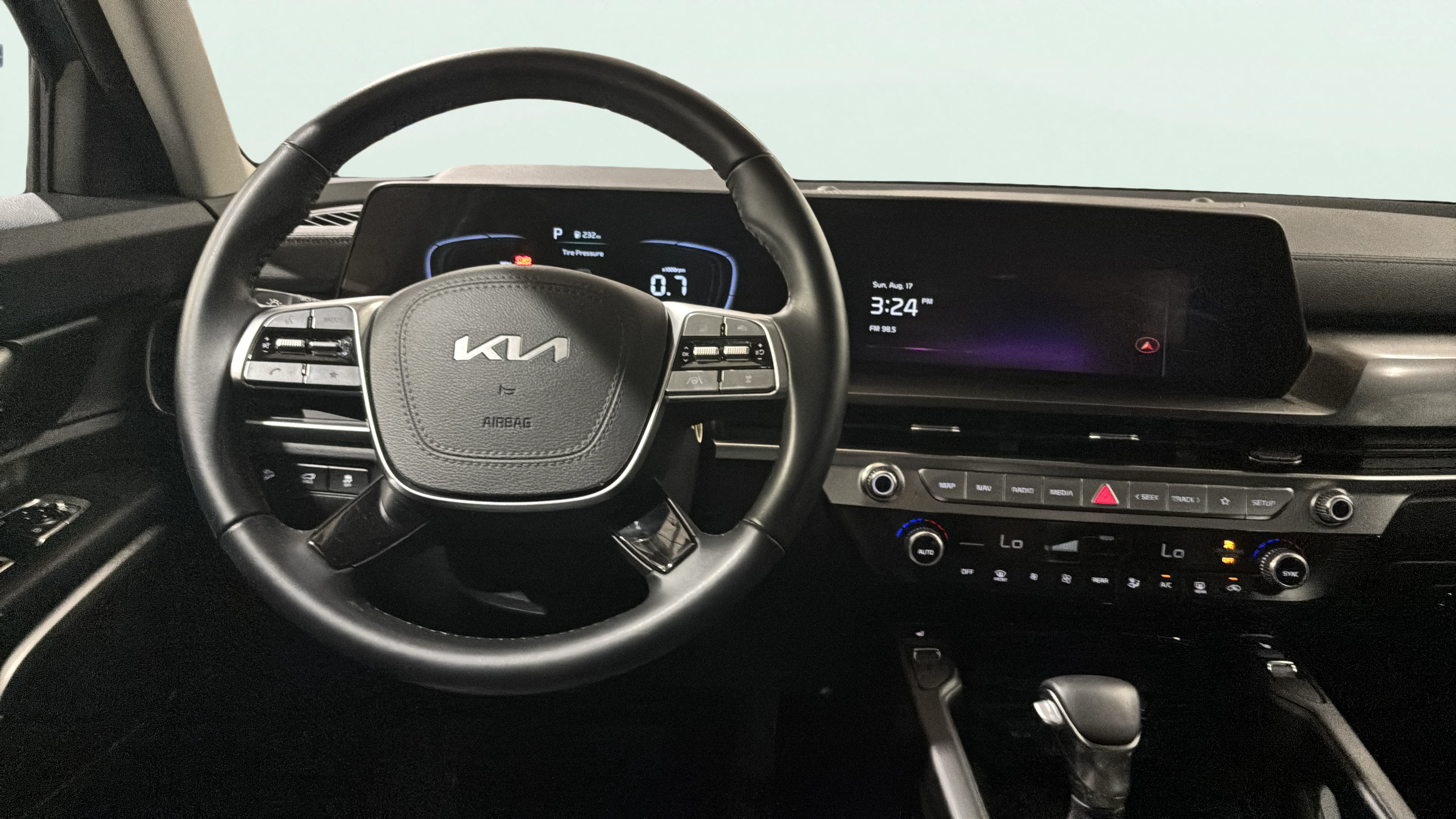 Vehicle interior 360 preview