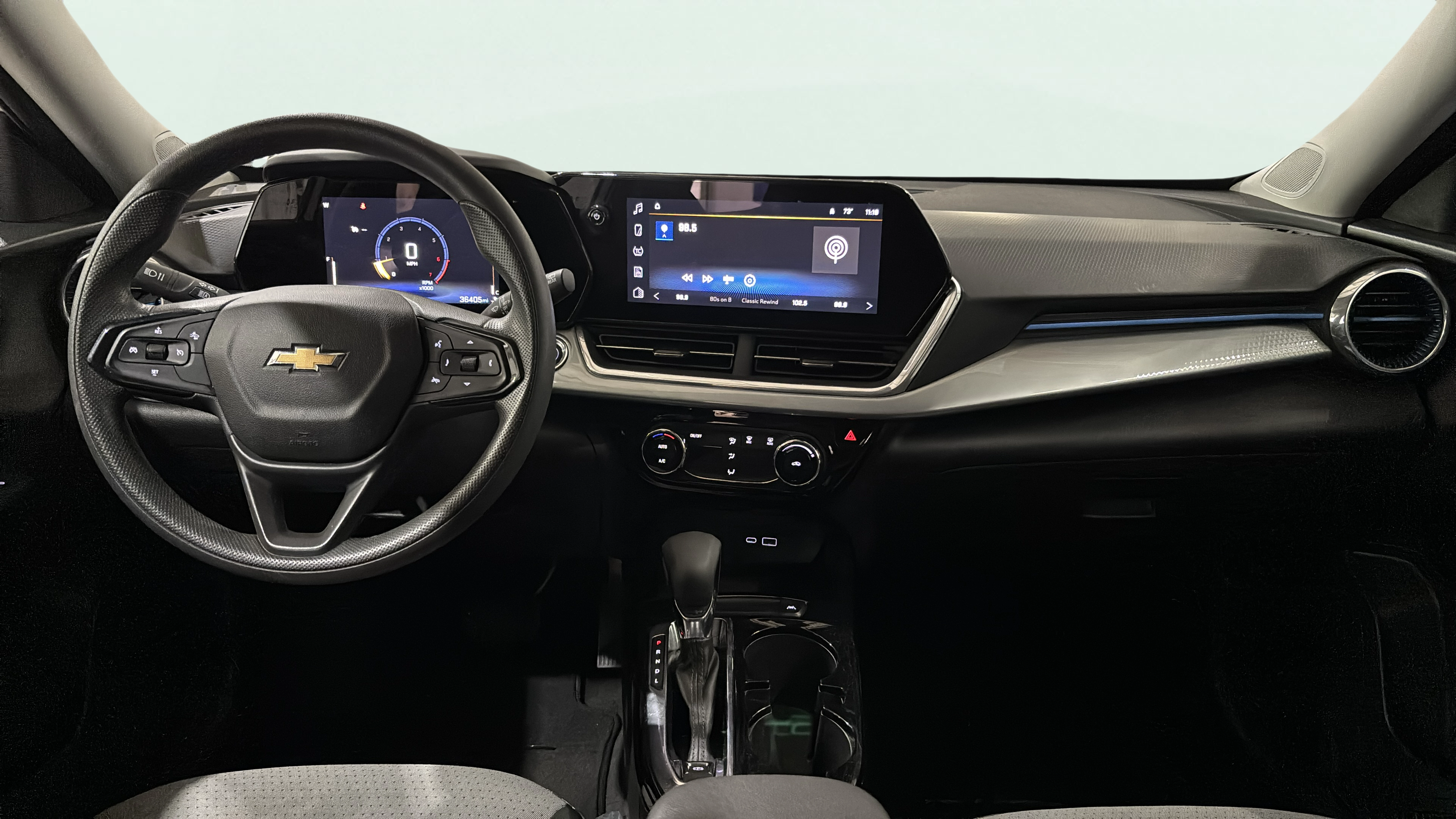 Vehicle interior 360 preview