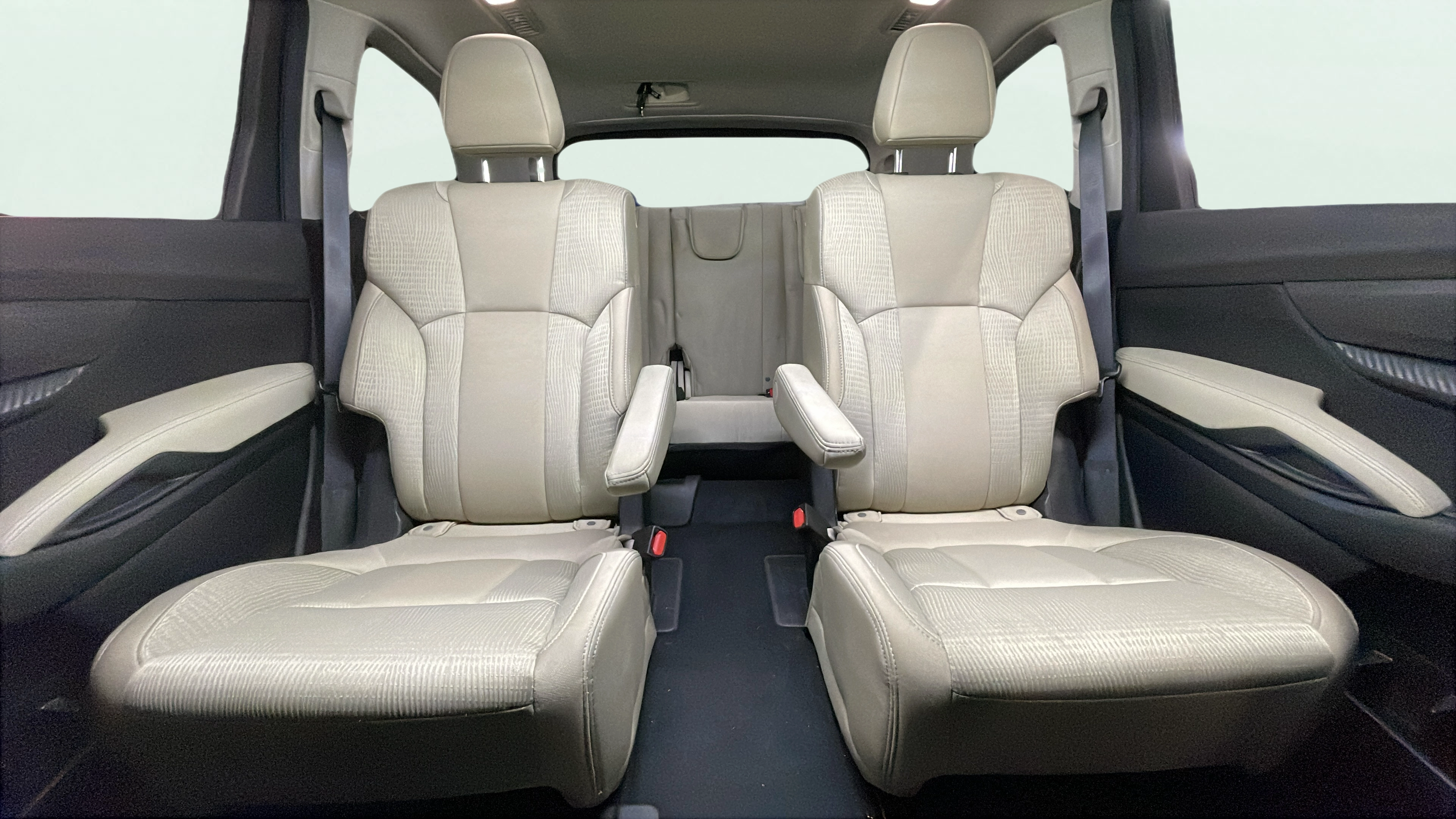 Vehicle interior 2