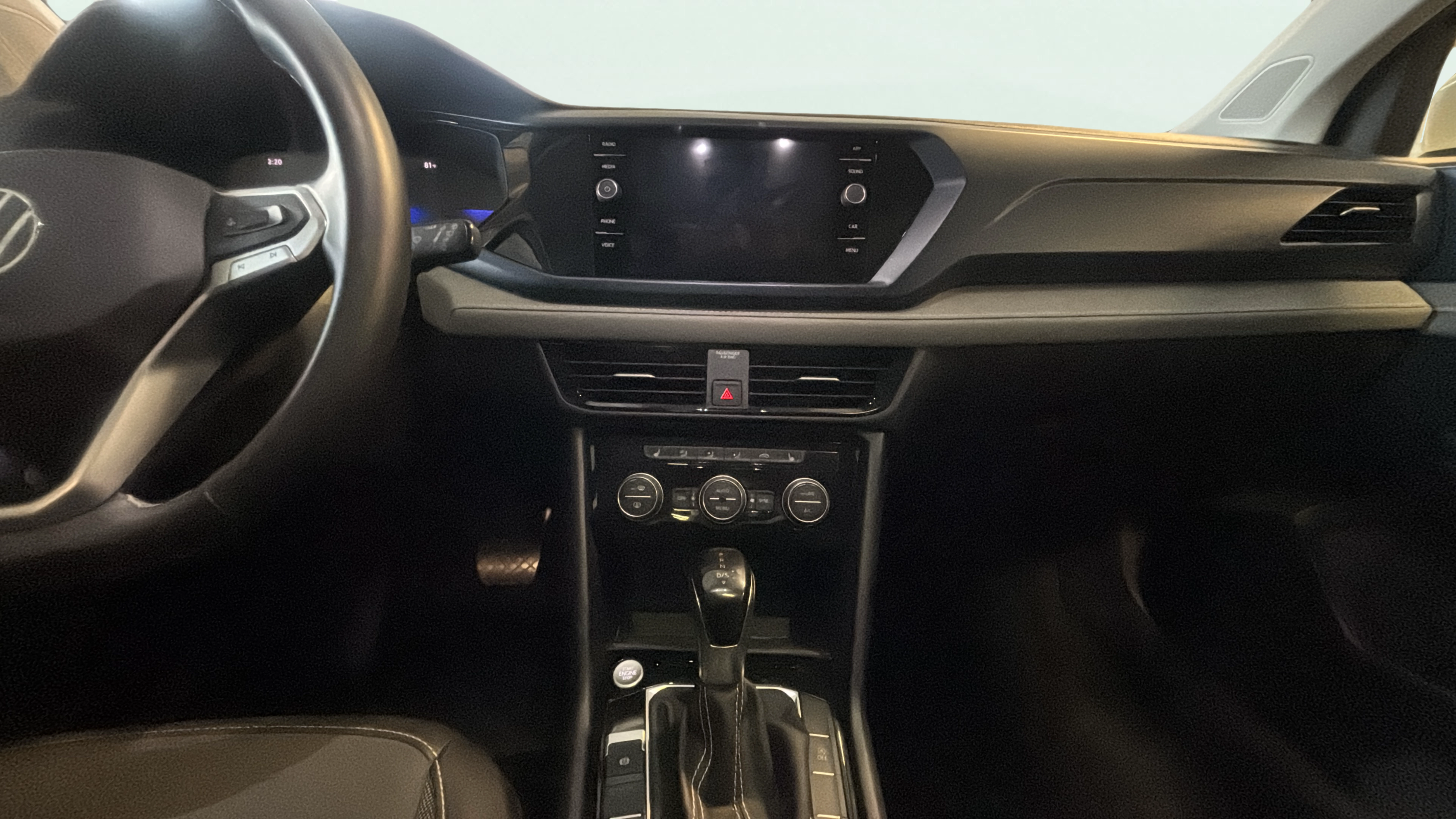 Vehicle interior 360 preview