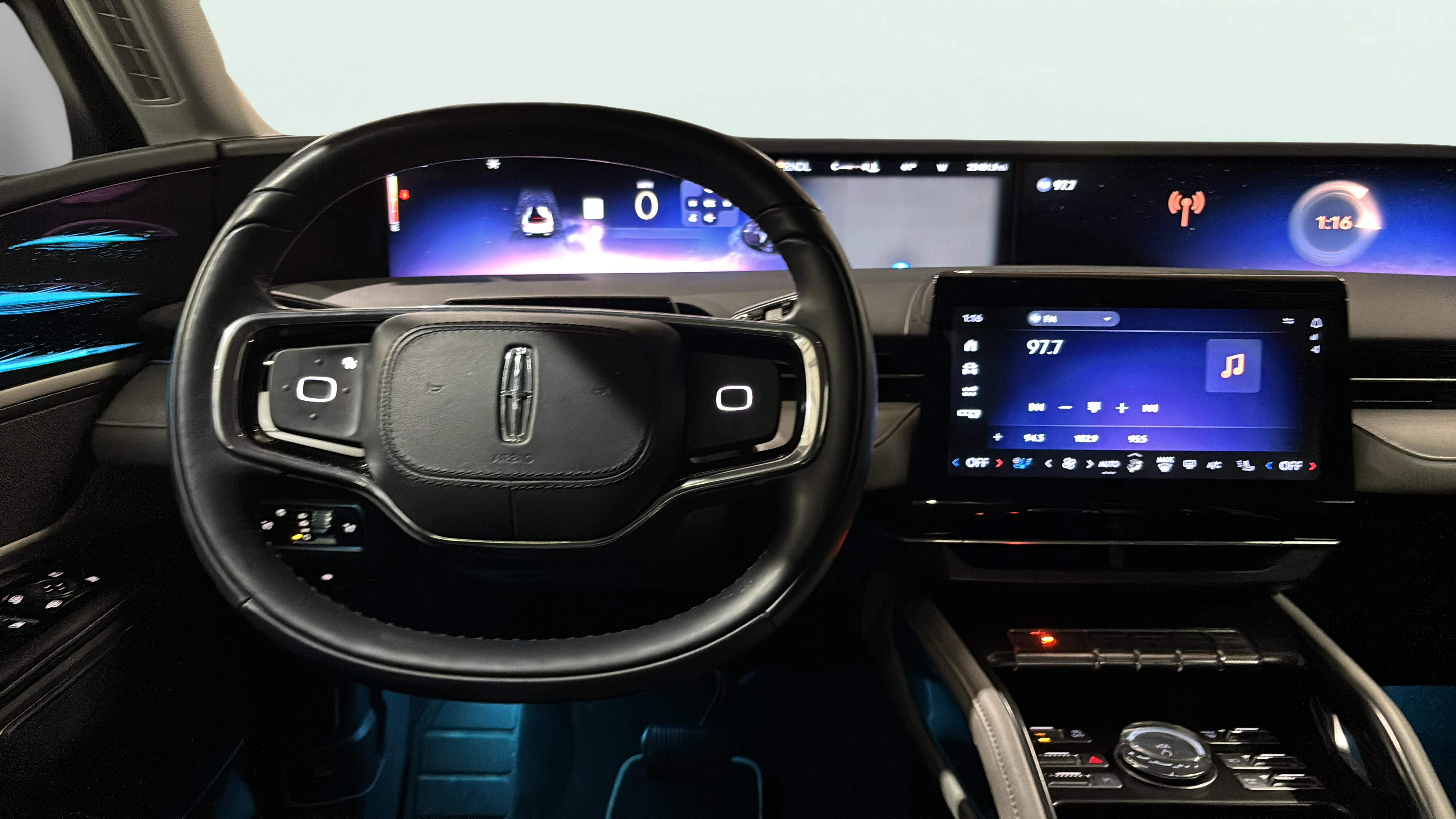 Vehicle interior 1