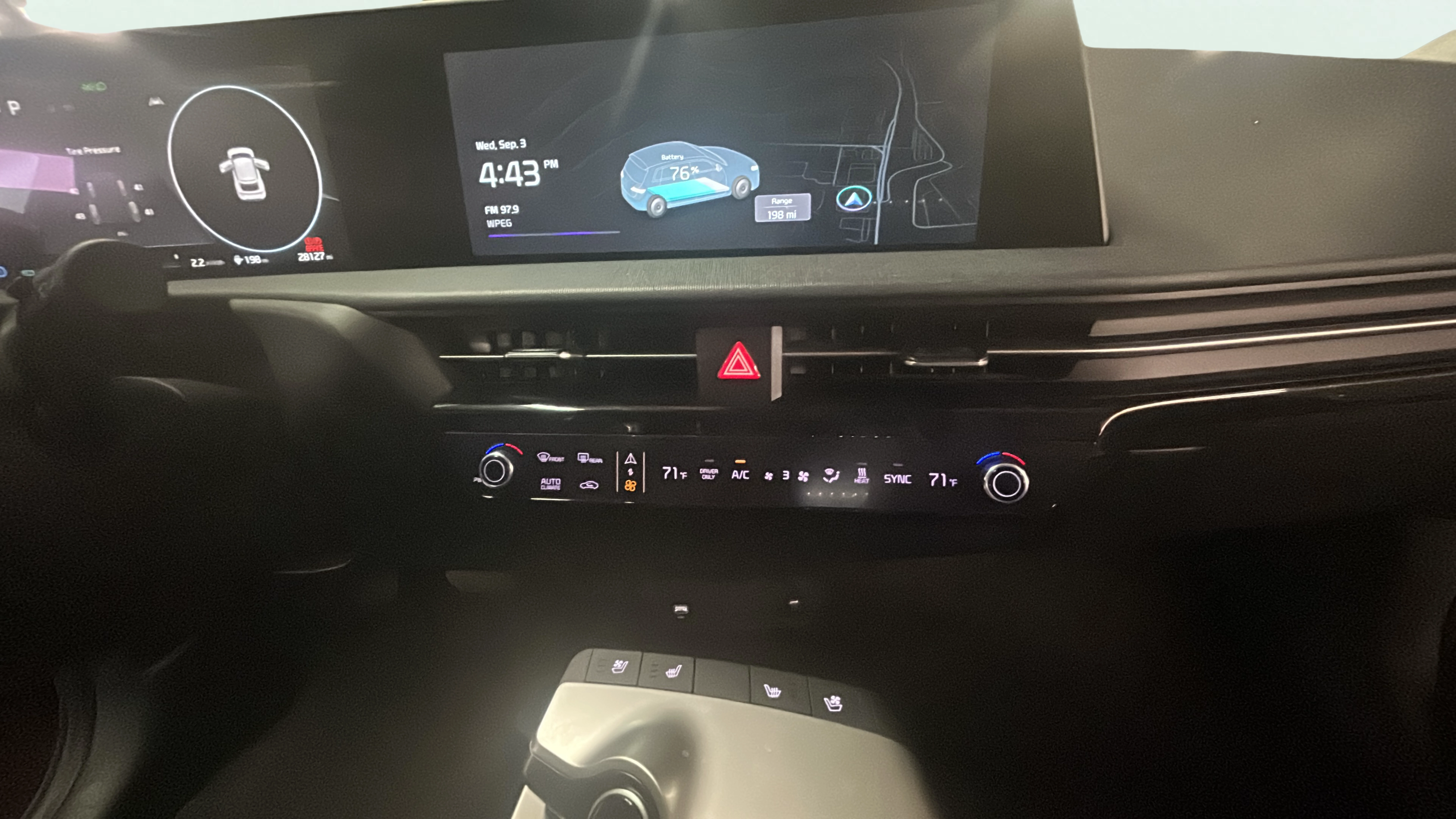 Vehicle interior 360 preview